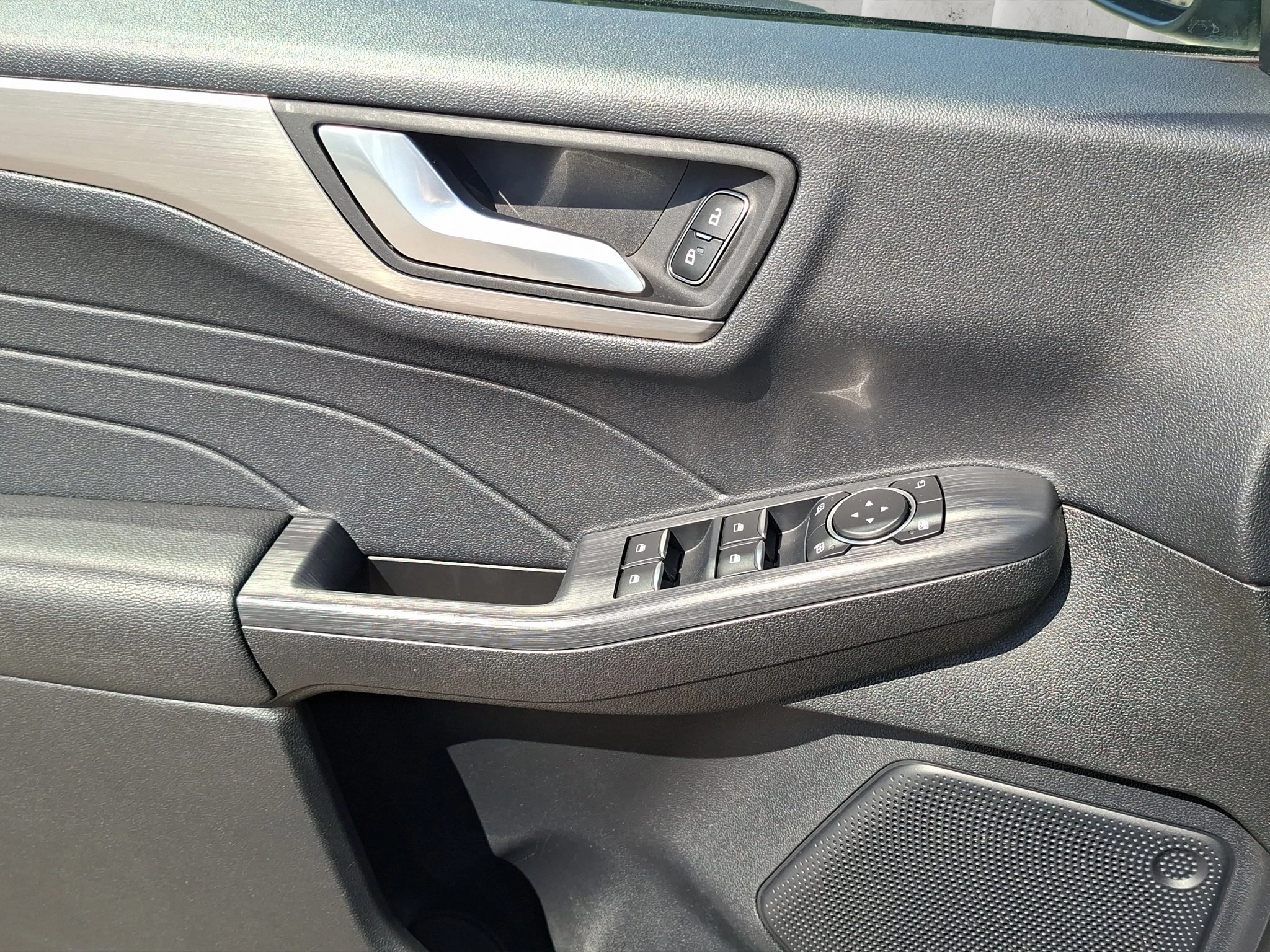 Ford Kuga Titanium 1.5 EB GJR | ACC | RFK | SHZ | PDC | LMF | Navi | Klima | BT