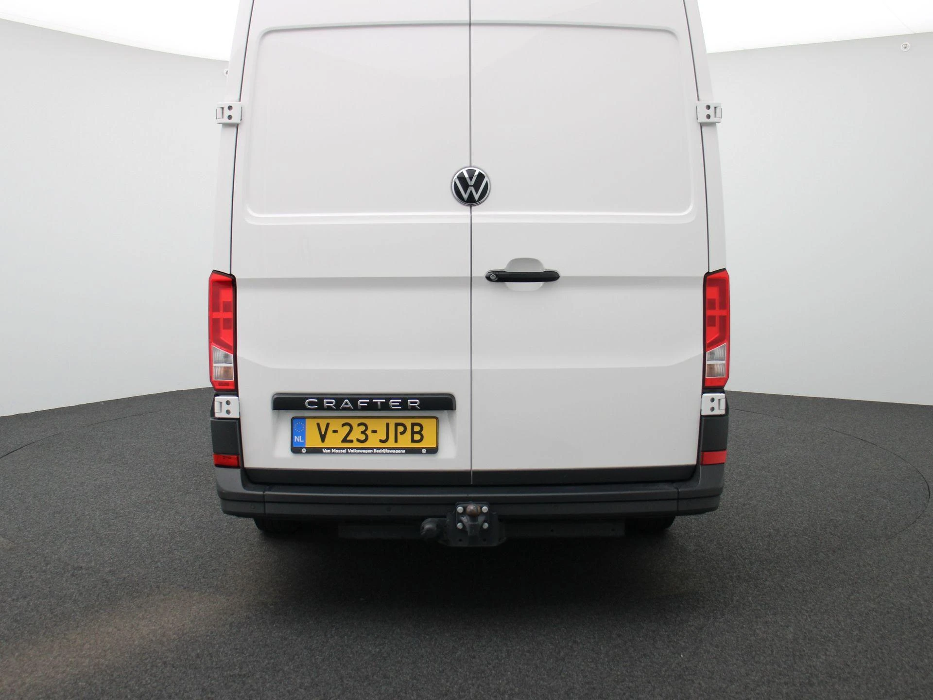 Volkswagen-Crafter-image-4