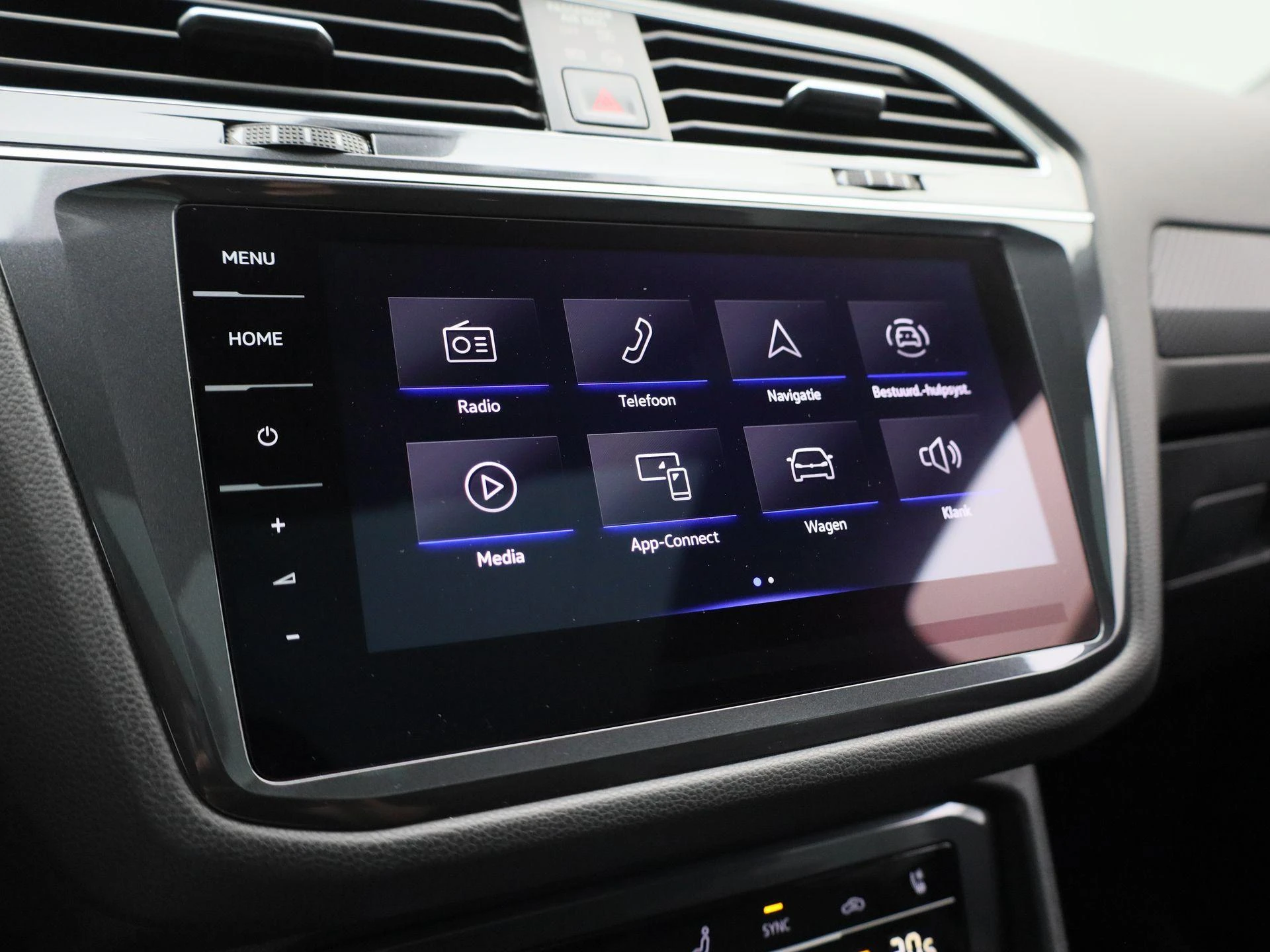 Volkswagen-Tiguan Allspace-image-27