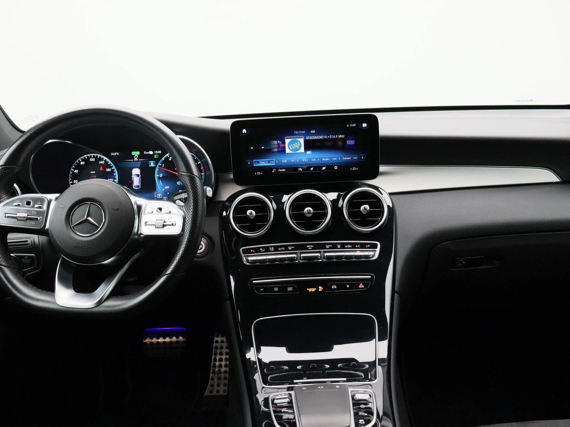 Mercedes-Benz GLC 300 de 4MATIC Coupé + AMG LINE + BURMESTER + CARPLAY +