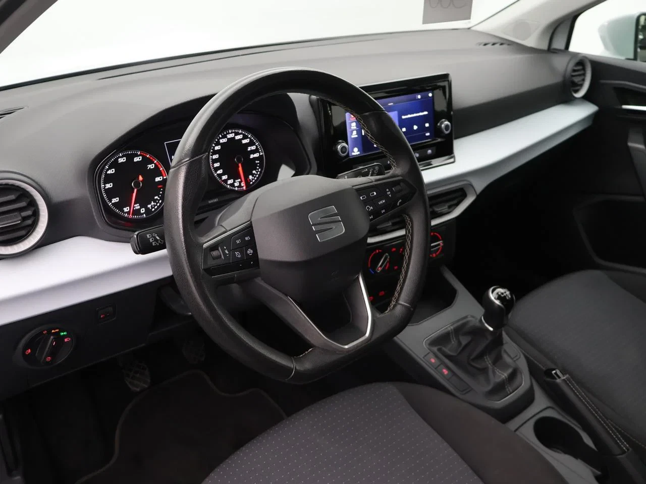 SEAT-Ibiza-image-10