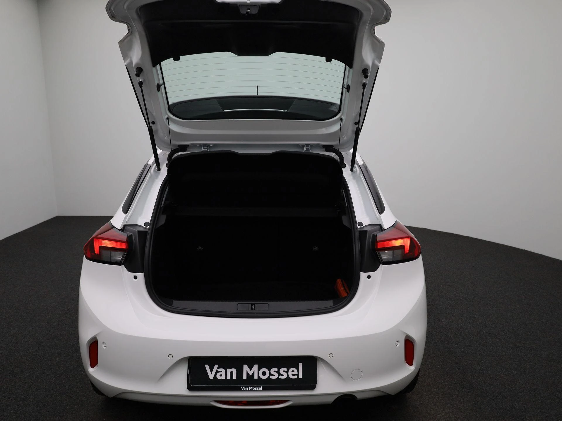 Opel-Corsa-image-10