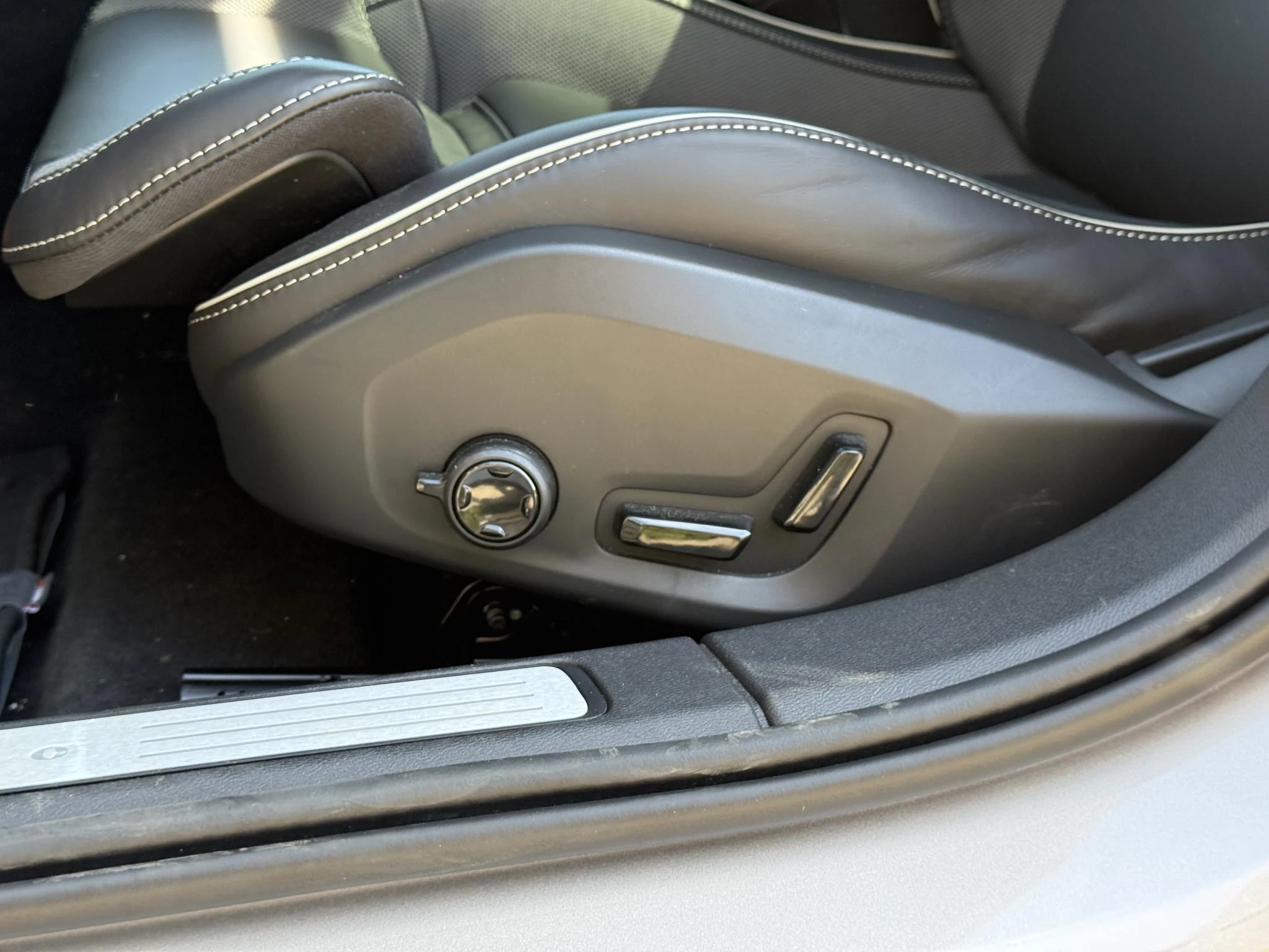 Volvo-V60-image-17
