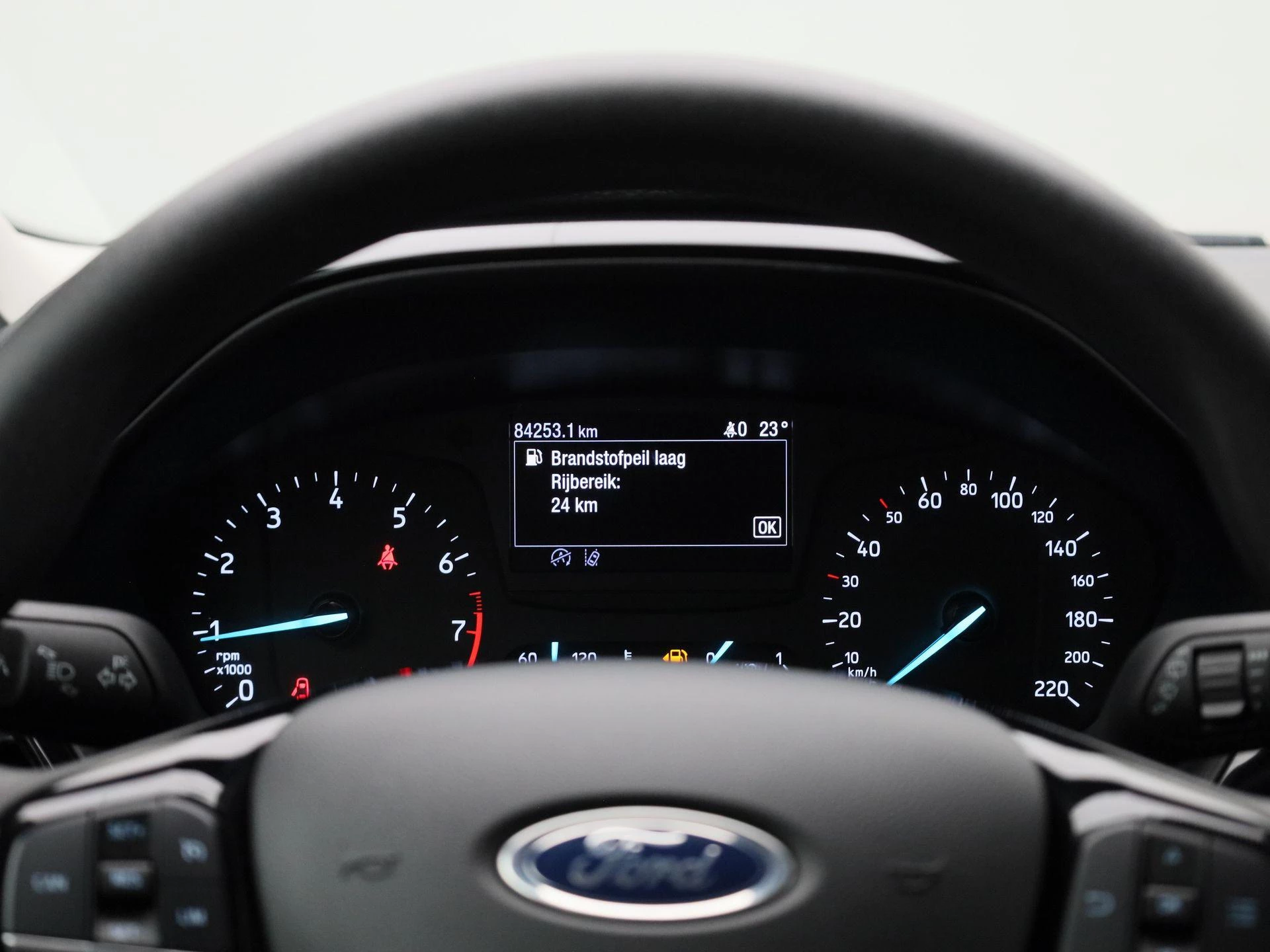 Ford Fiesta 1.0i EcoBoost MHEV 92kW Connected