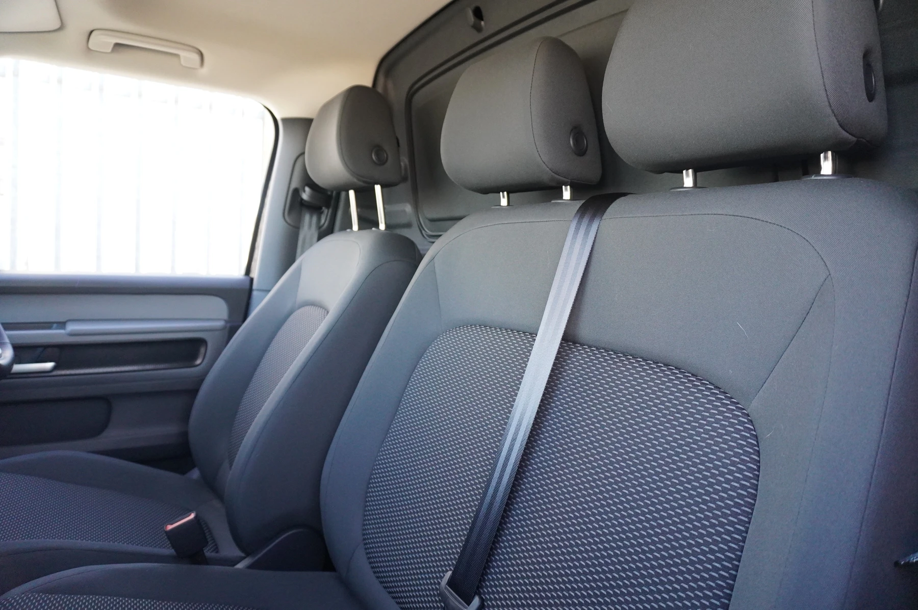 Volkswagen-ID. Buzz-image-38