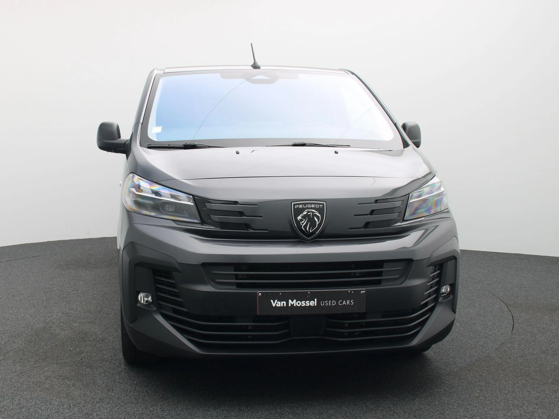 Peugeot-Expert-image-2