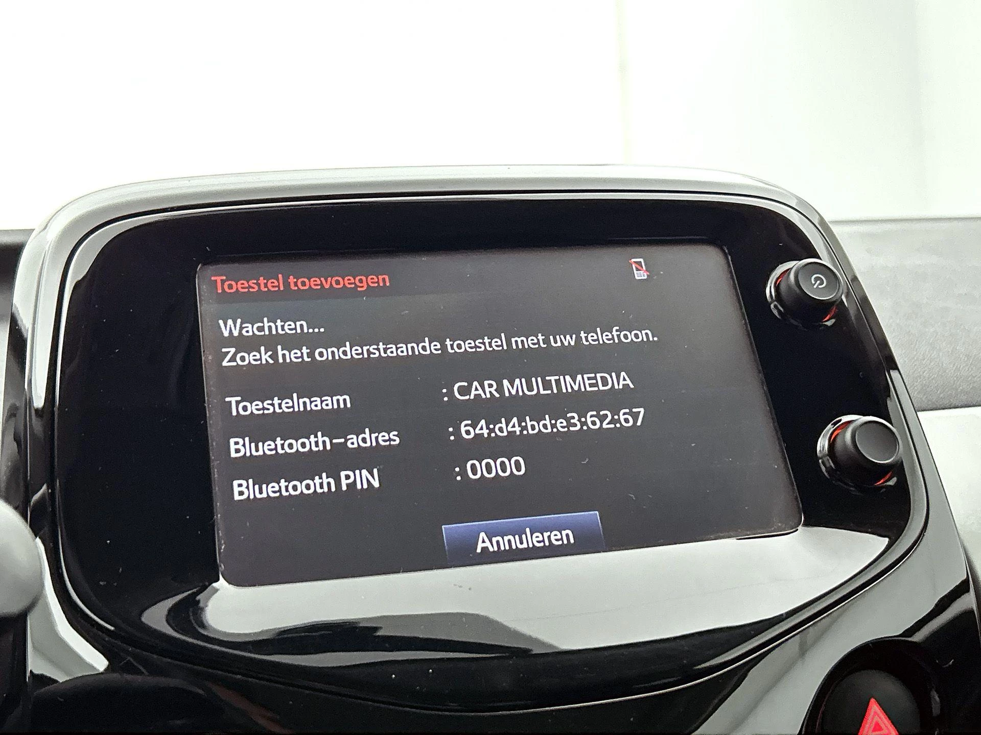 Peugeot-108-image-10