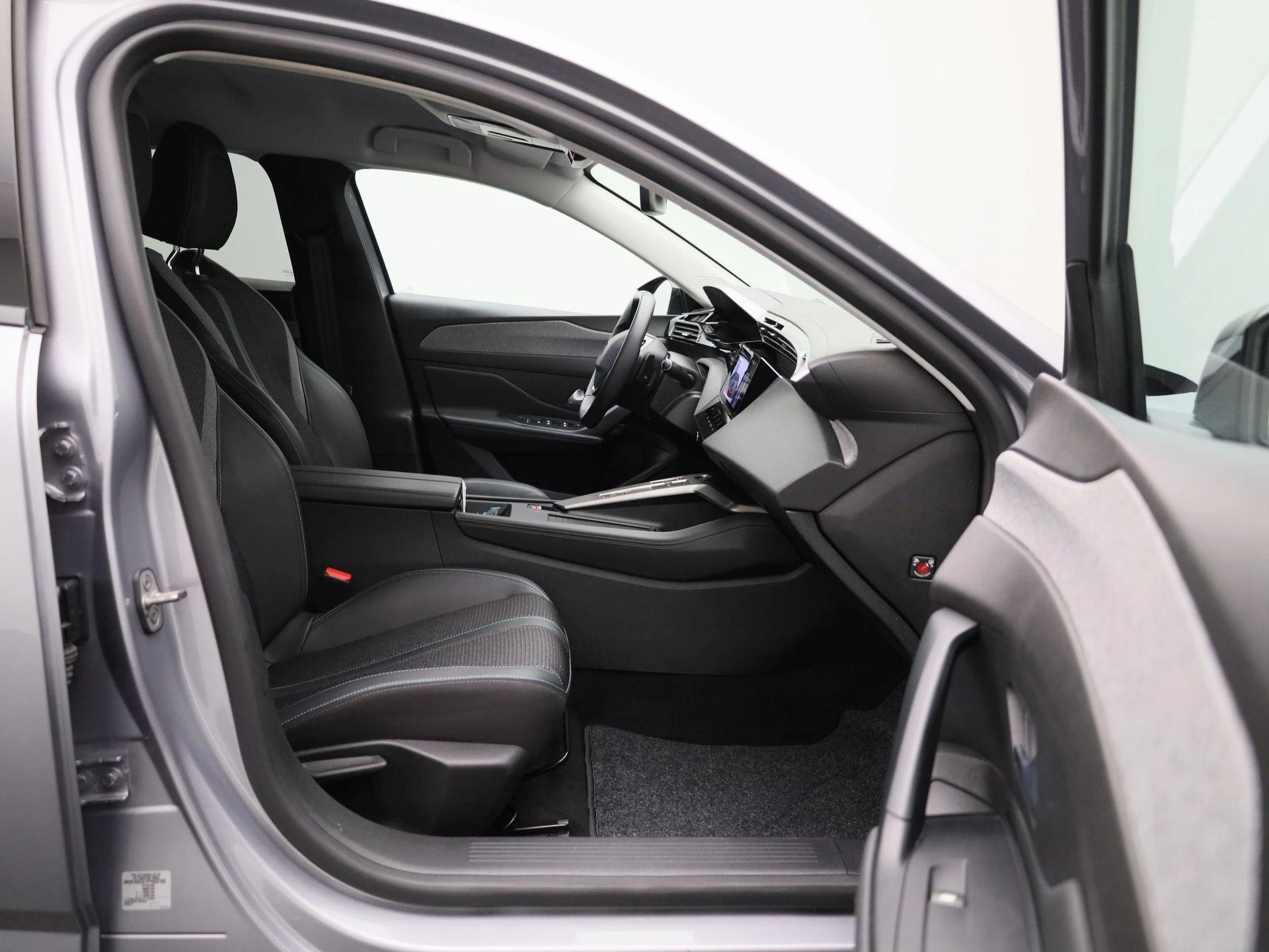 Peugeot-308-image-28