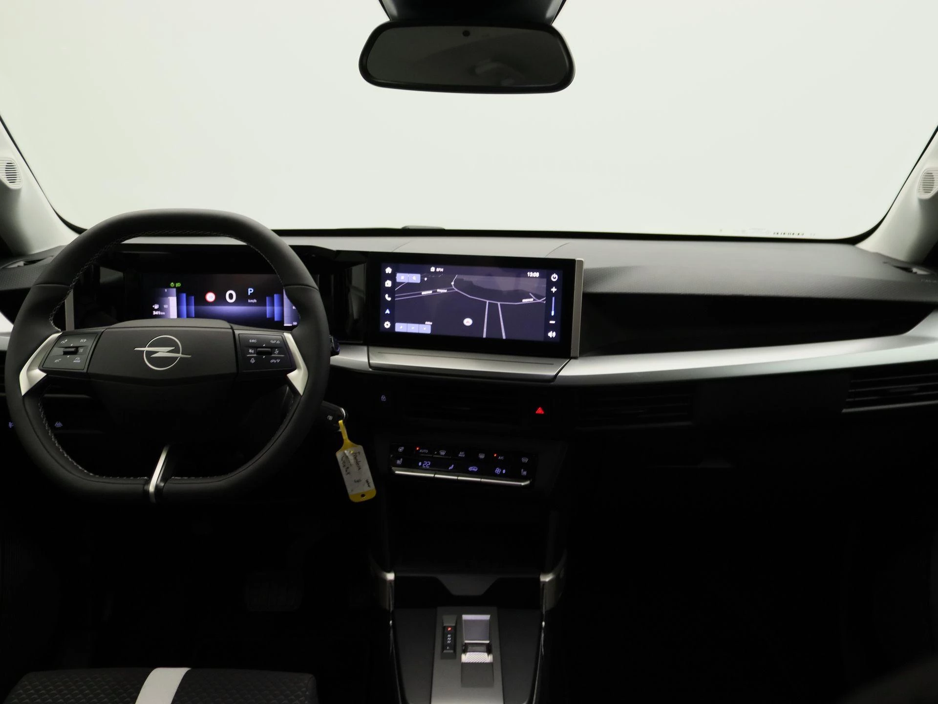 Opel-Frontera-image-6