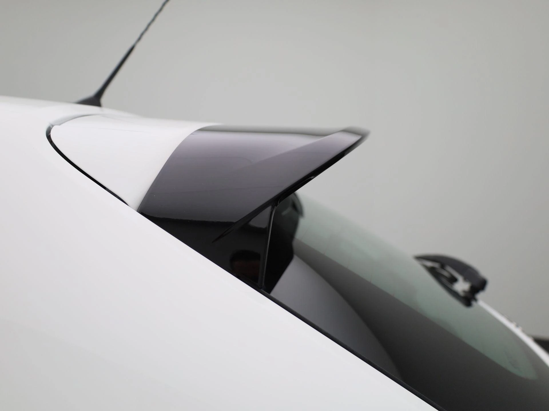 Peugeot-208-image-41