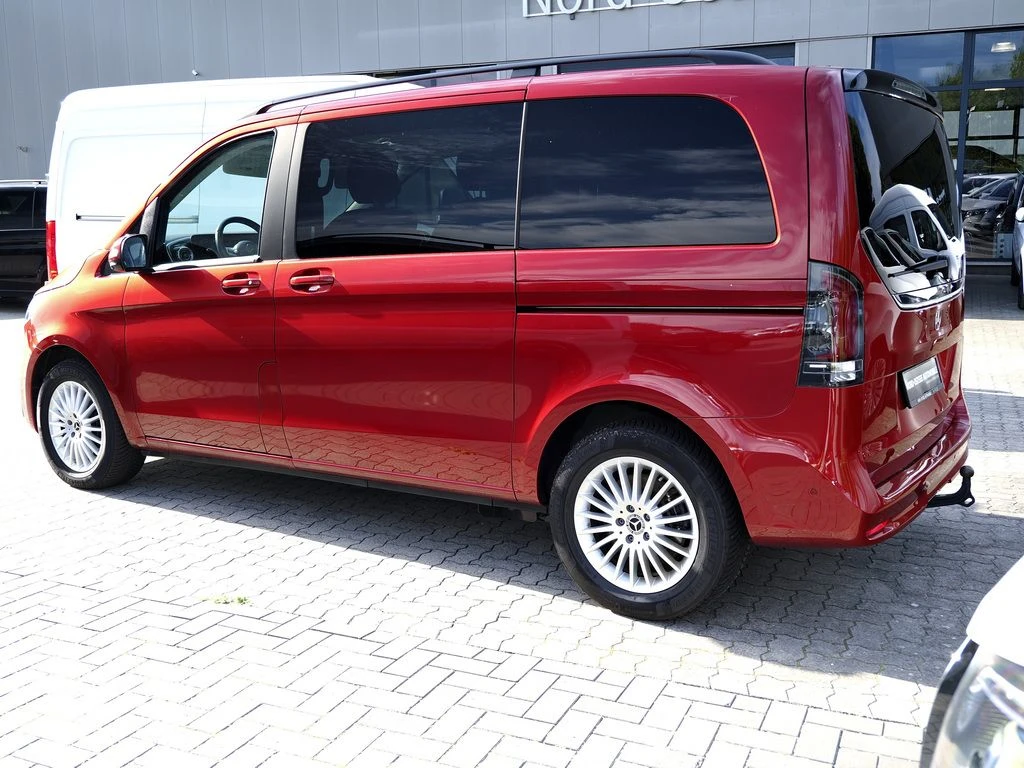 Mercedes-Benz-V-Klasse 220 d-image-5