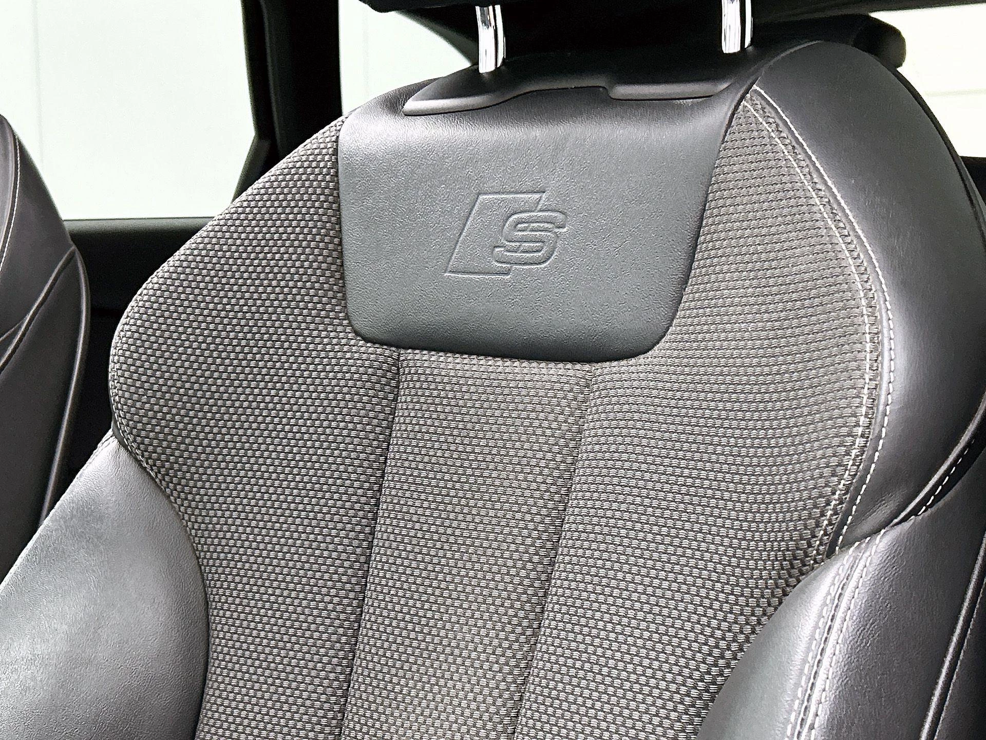 Audi A4 Avant 35 TFSI Launch edition Sport 150 PK