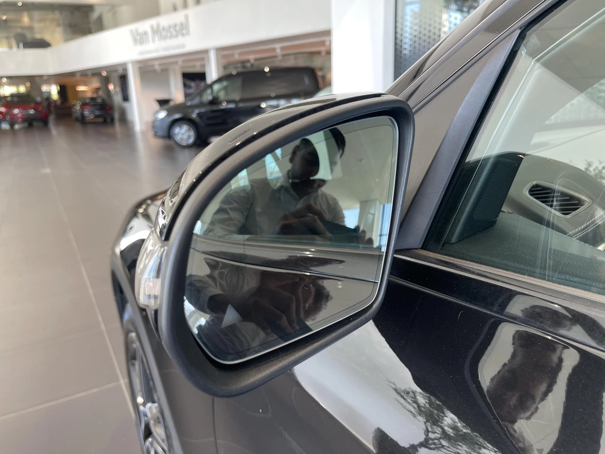 Mercedes-Benz GLC SUV 300de AMG LINE + PANO DAK + BURMESTER + HEAD UP + TREKHAAK + 360