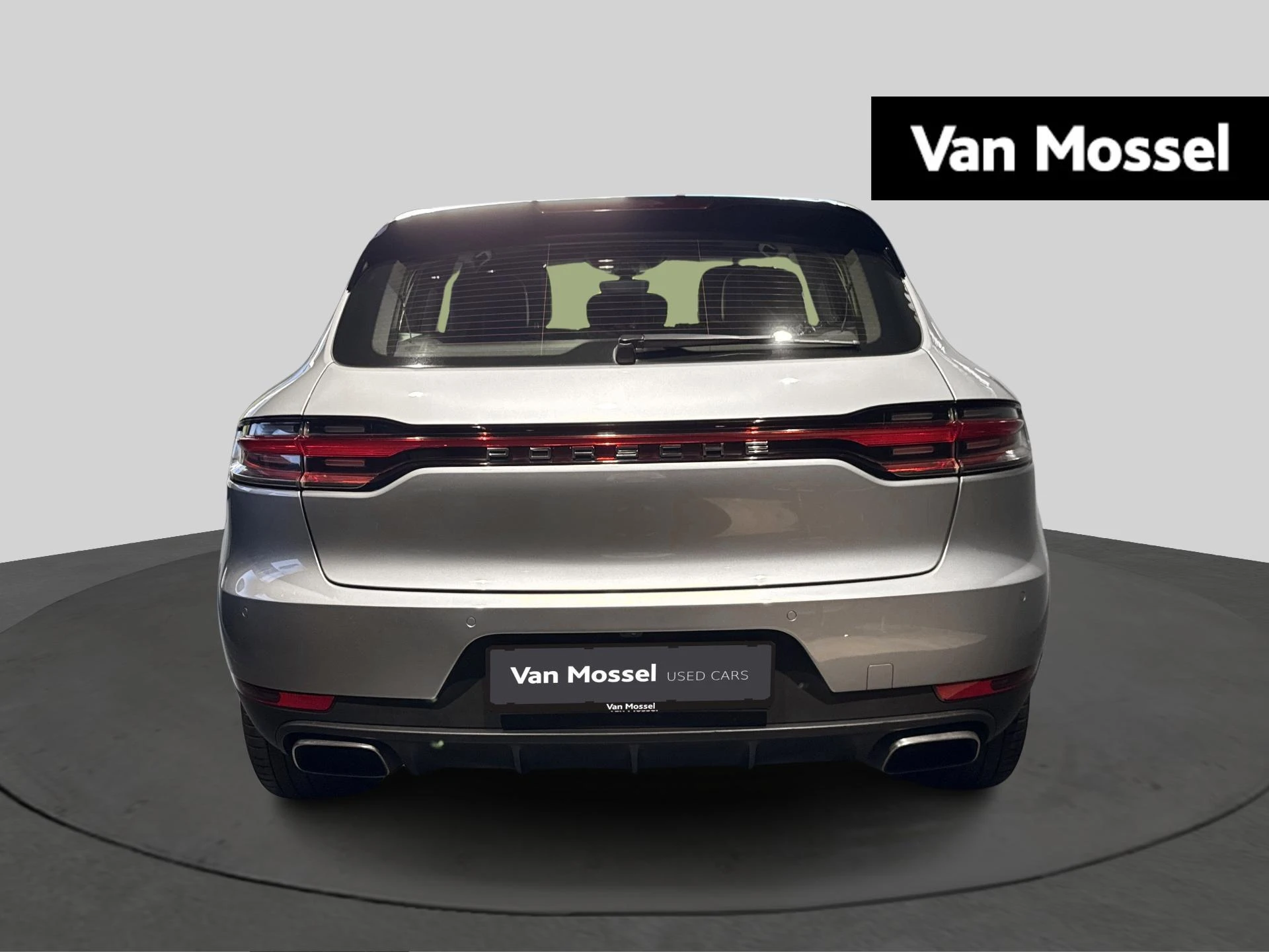 Porsche-Macan-image-2