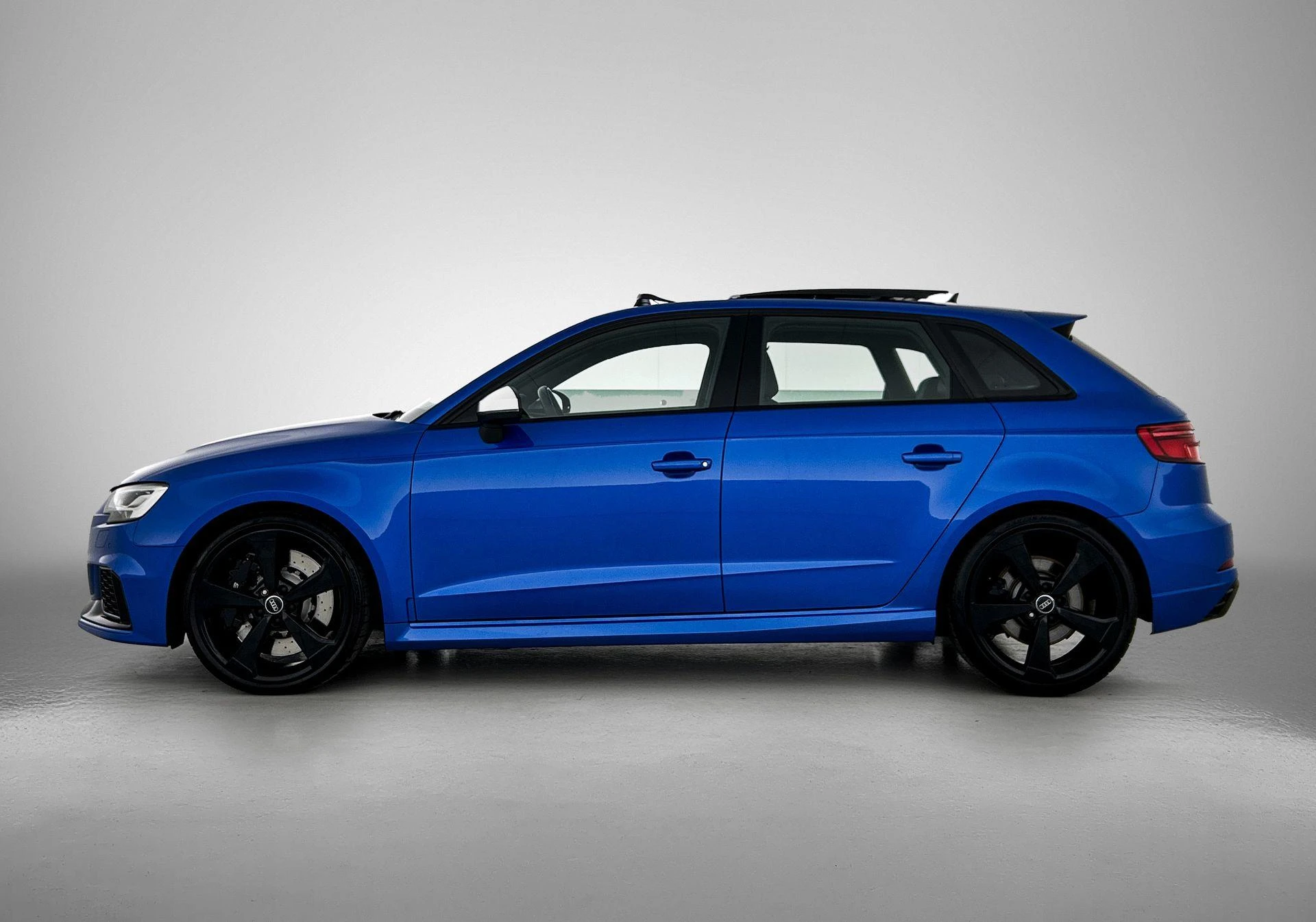 Audi-RS3-image-1