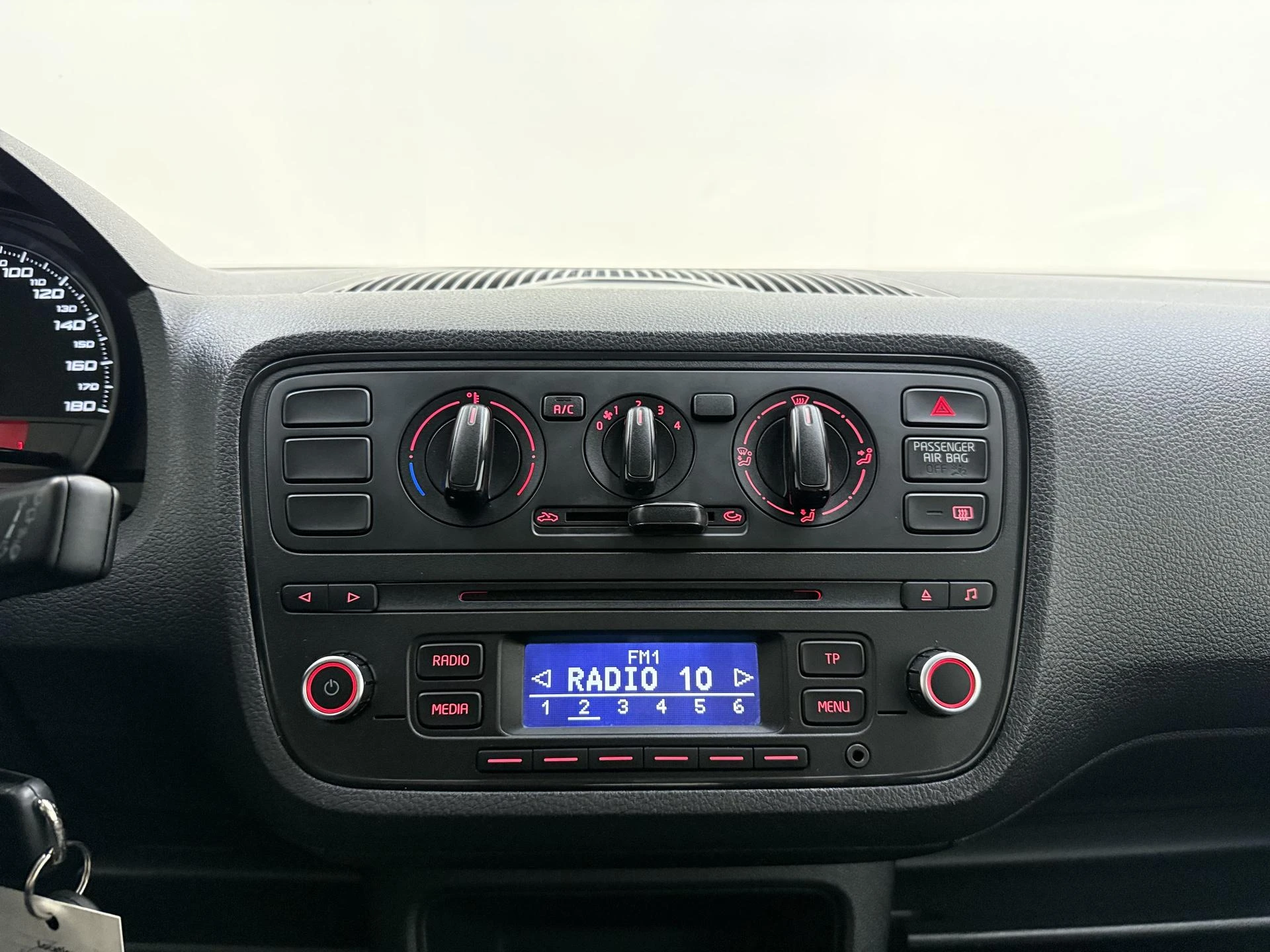 SEAT-Mii-image-11