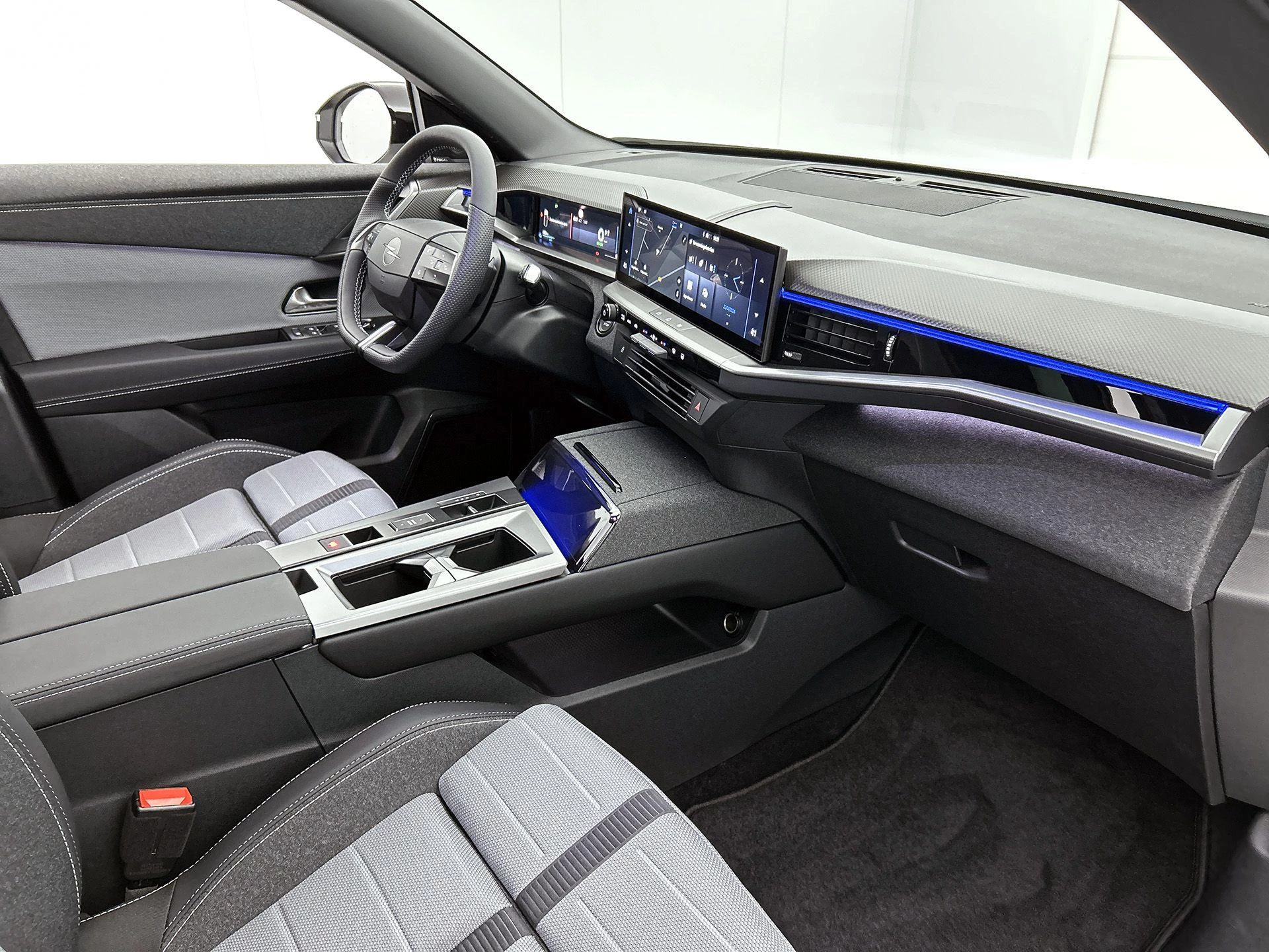 Opel-Grandland-image-21
