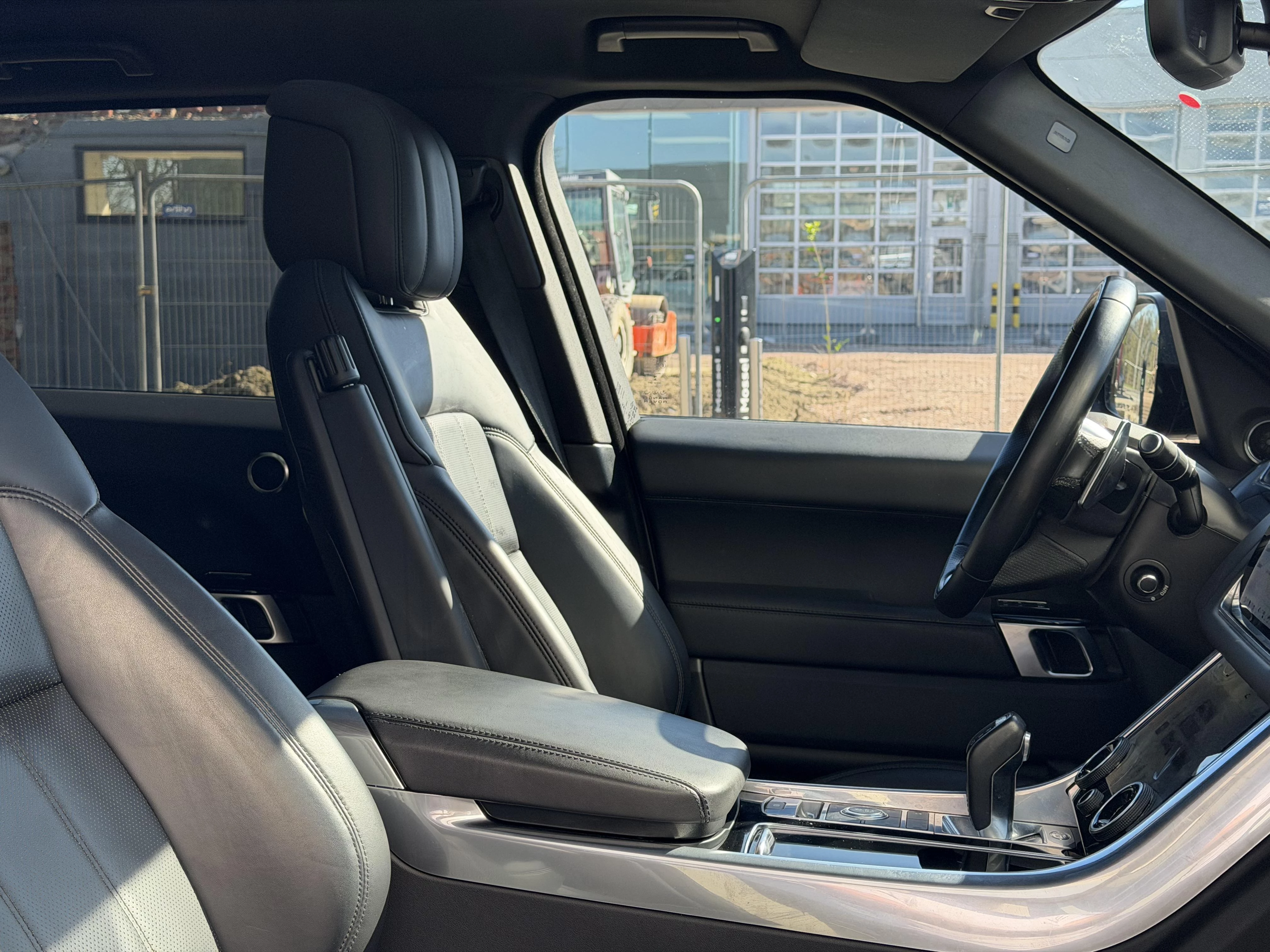 Land Rover Range Rover Sport P400e HSE Dynamic