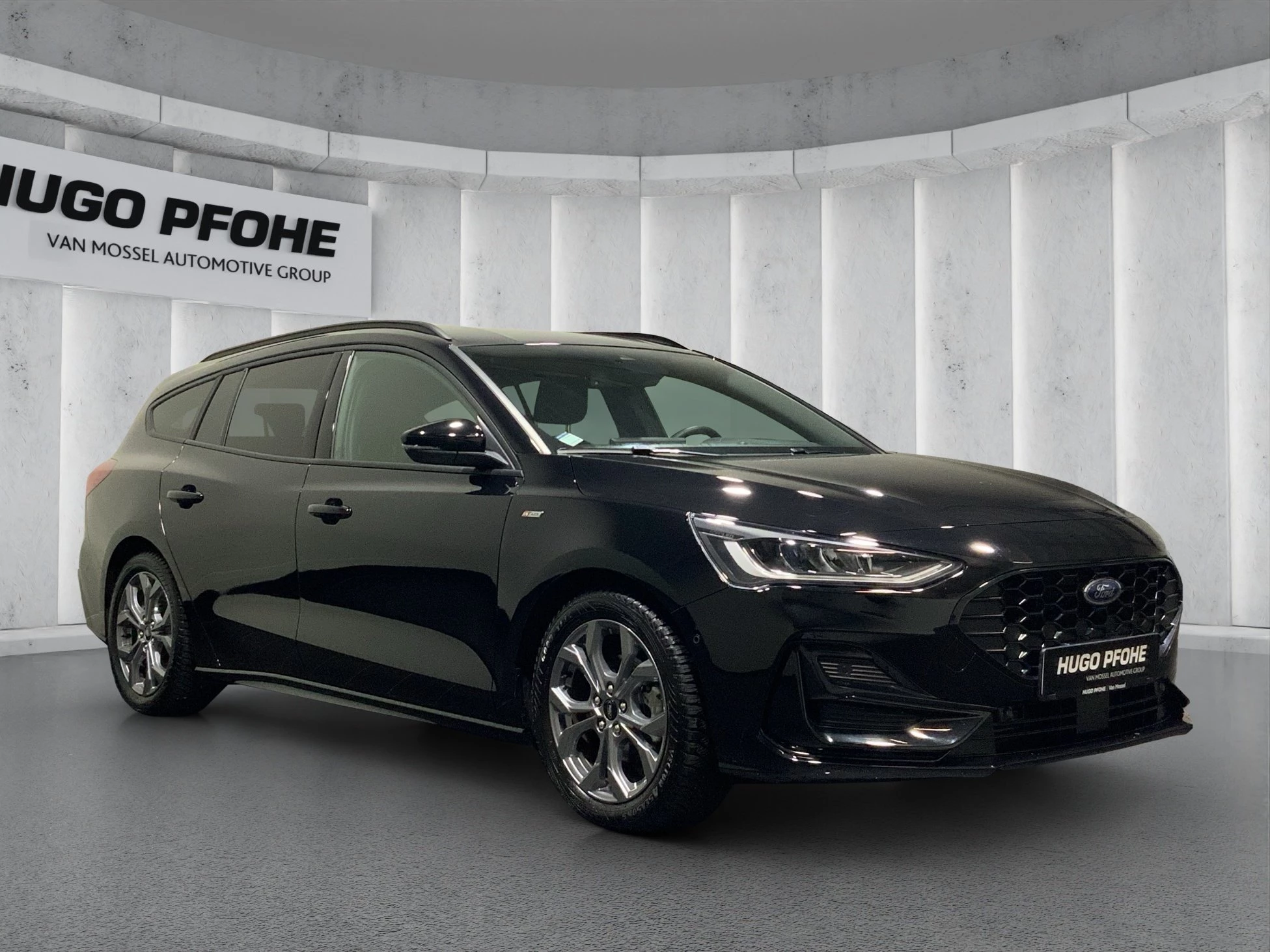 Ford Focus ST-Line X Turnier Aut.*AHK*ACC*HUD*KAM*NAVI*WINTER-PKT.