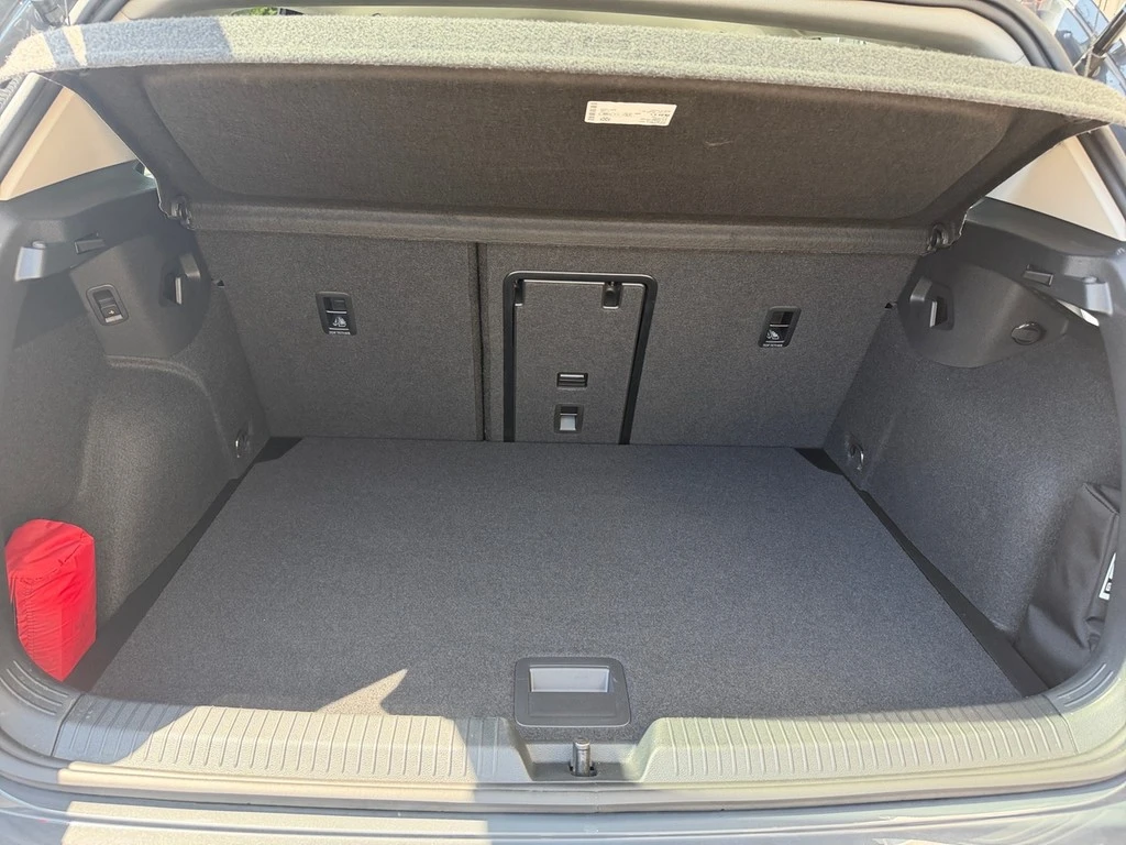 Volkswagen Golf 1,5 l TSI 6-Gang Goal AHK