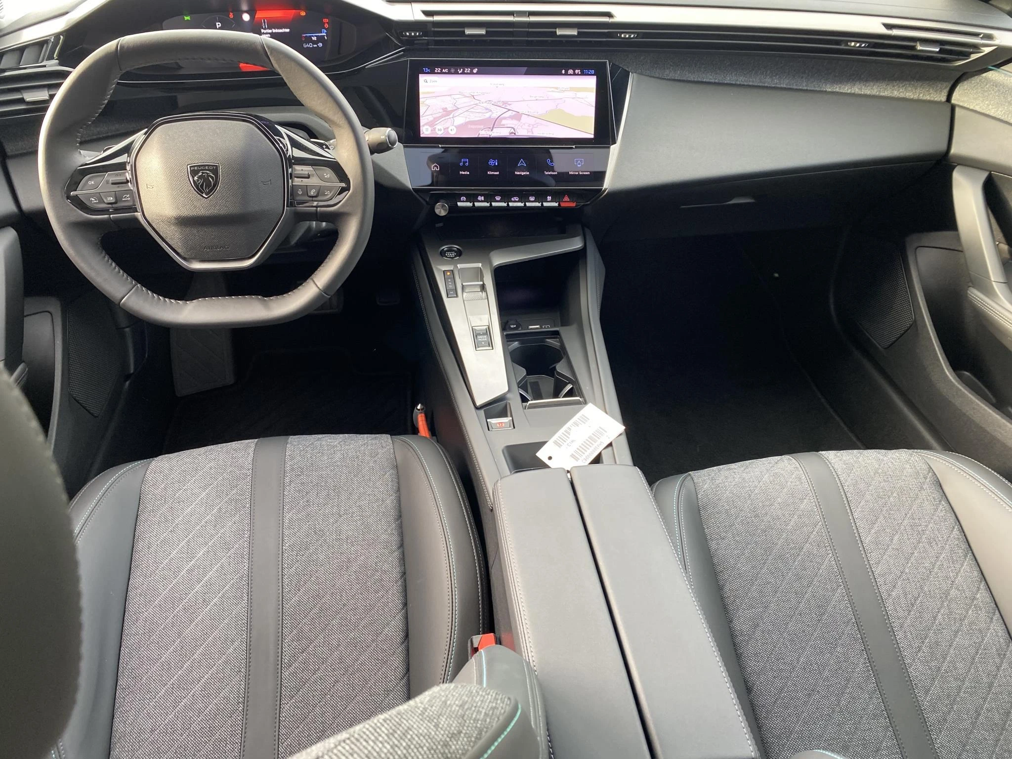 Peugeot-408-image-9