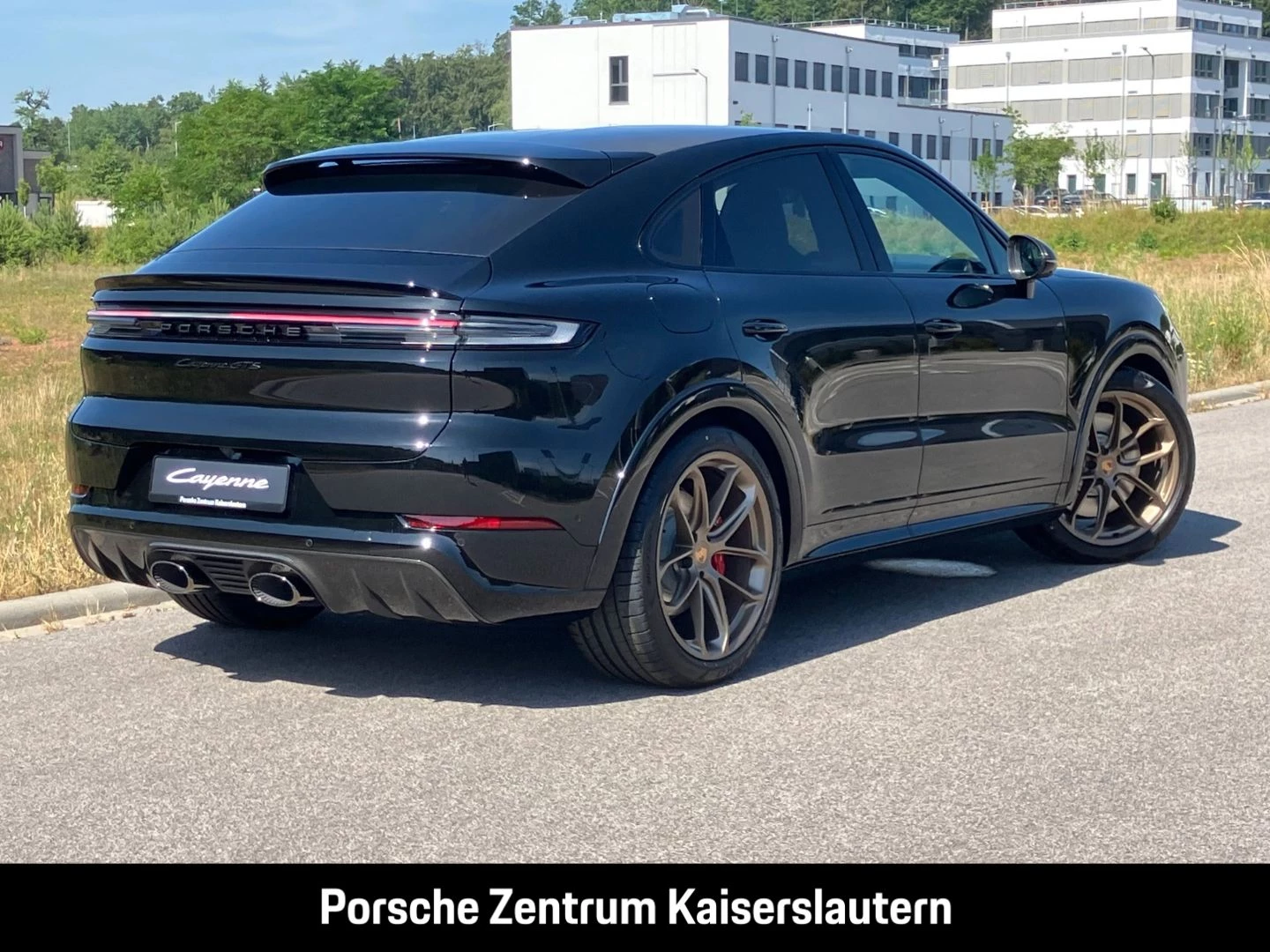 Porsche Cayenne GTS Coupe InnoDrive HA-Lenkung Head-Up gts