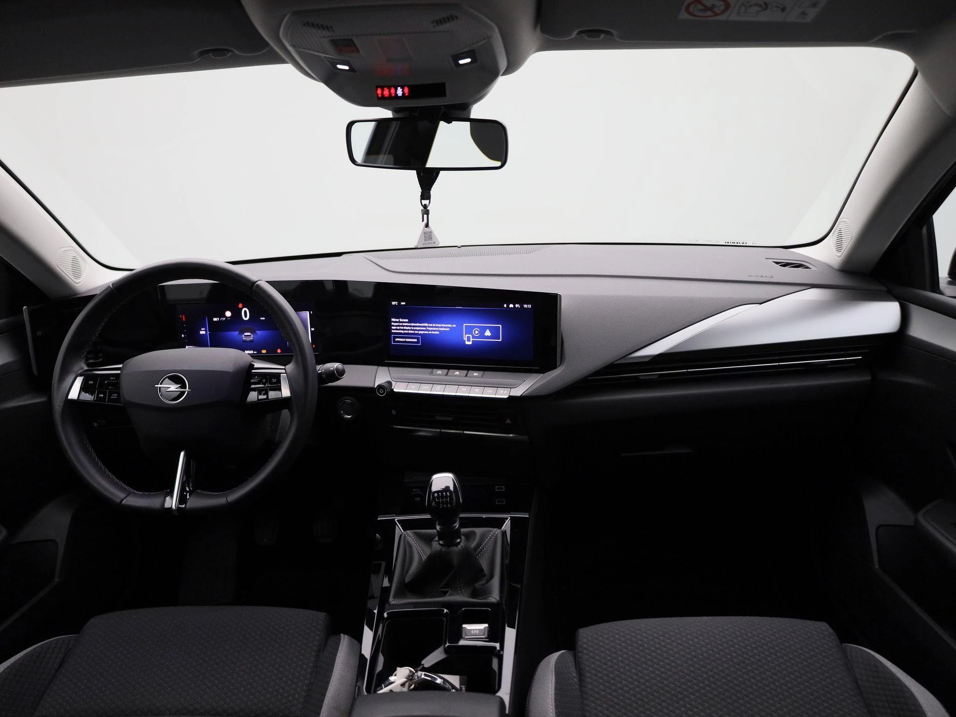 Opel-Astra-image-33