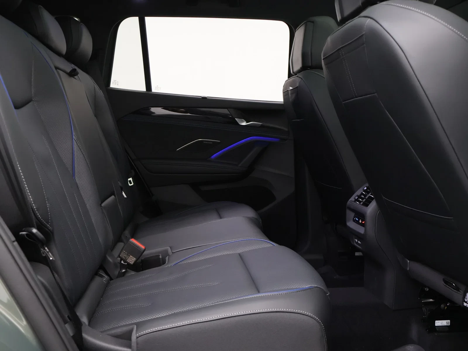 Volkswagen Tayron eHybrid (PHEV) Tayron R-Line Business Premium 1.5TSI eHybrid 177 pk DSG / DEMO