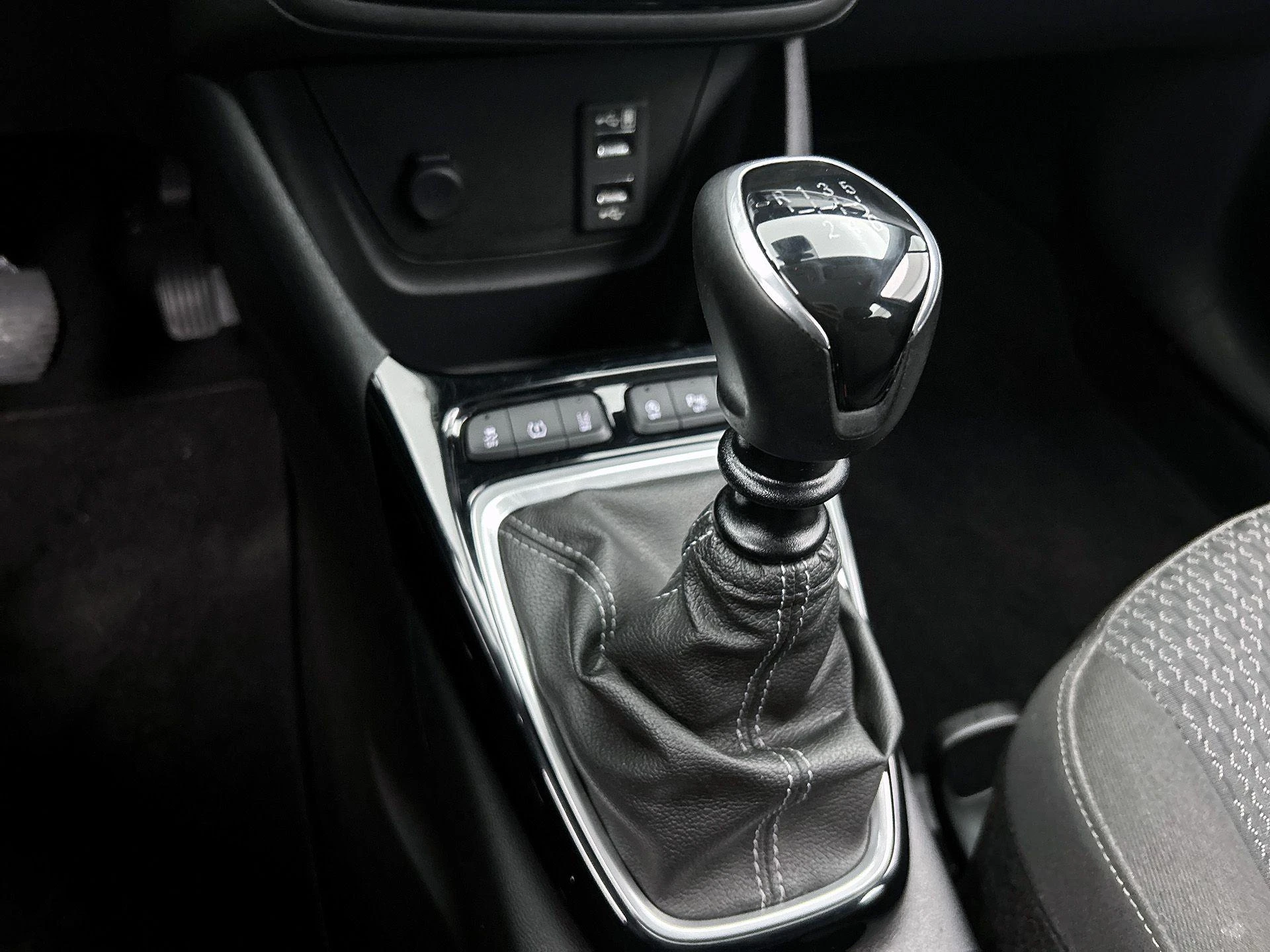 Opel-Crossland X-image-24