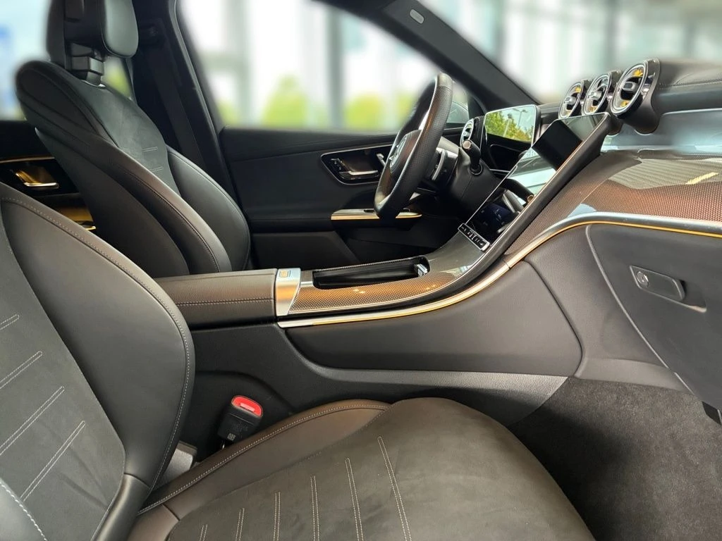 Mercedes-Benz-GLC 300 d-image-15