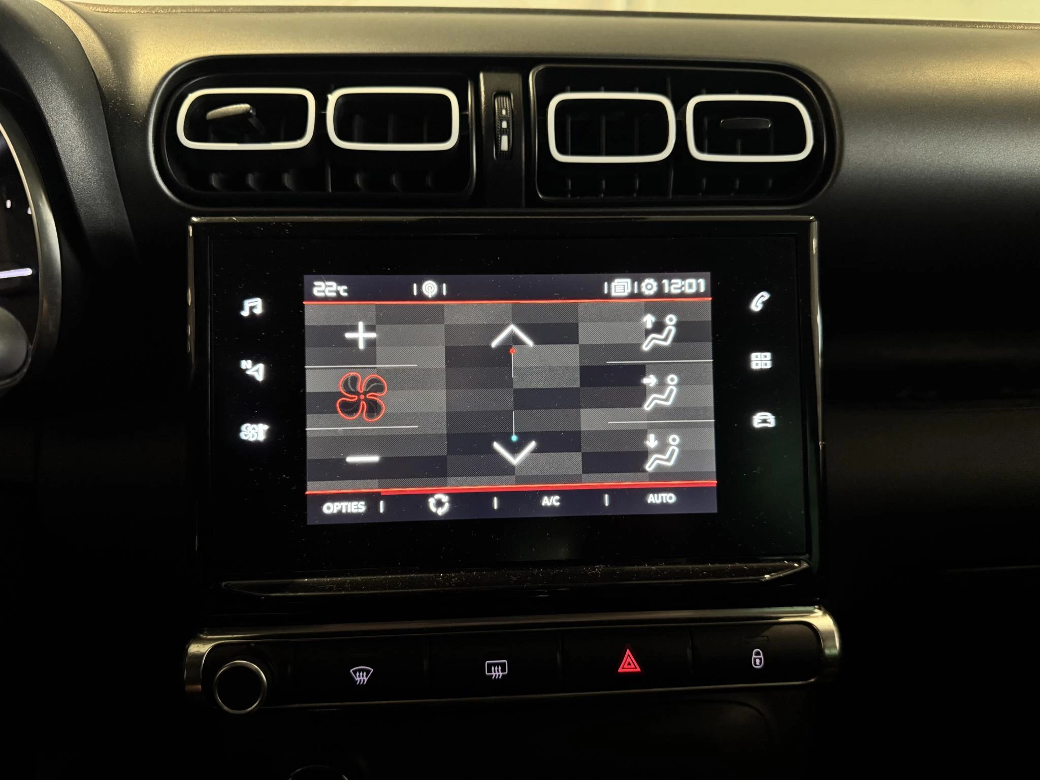 Citroën-C3 Aircross-image-24