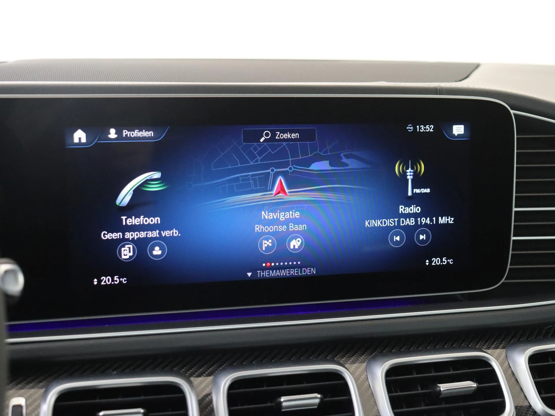 Mercedes-Benz-GLE-image-24