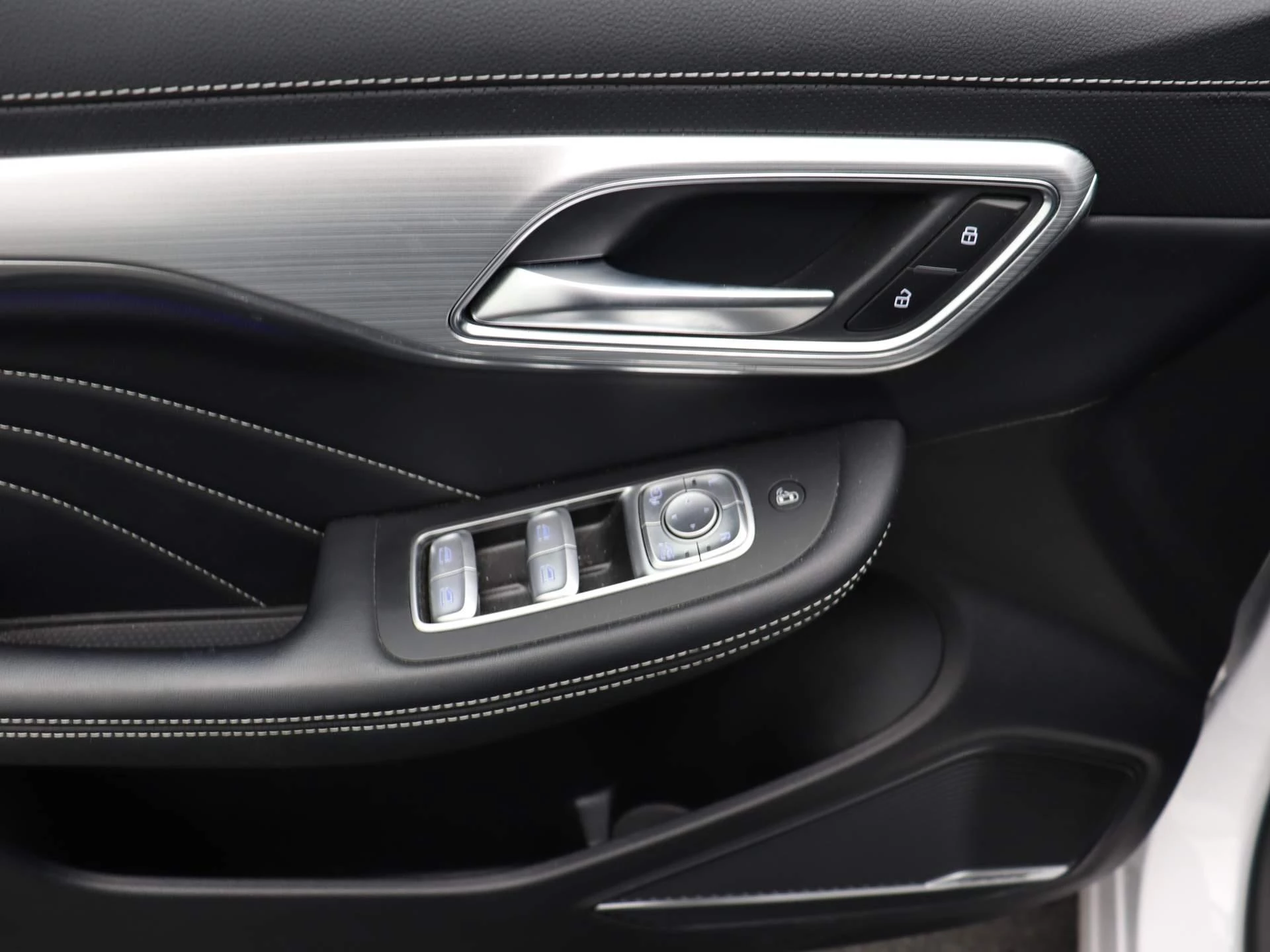 MG-Marvel R-image-20