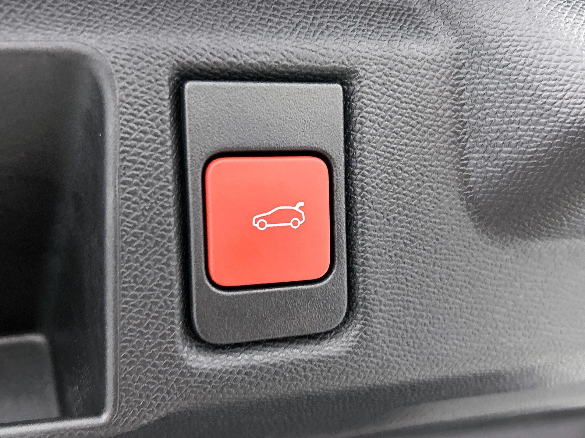 Opel-Grandland-image-19