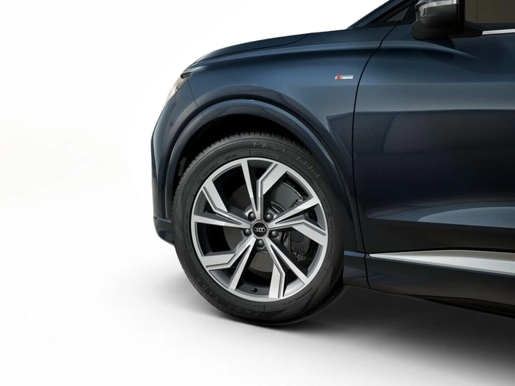 Audi-Q4 Sportback e-tron-image-19