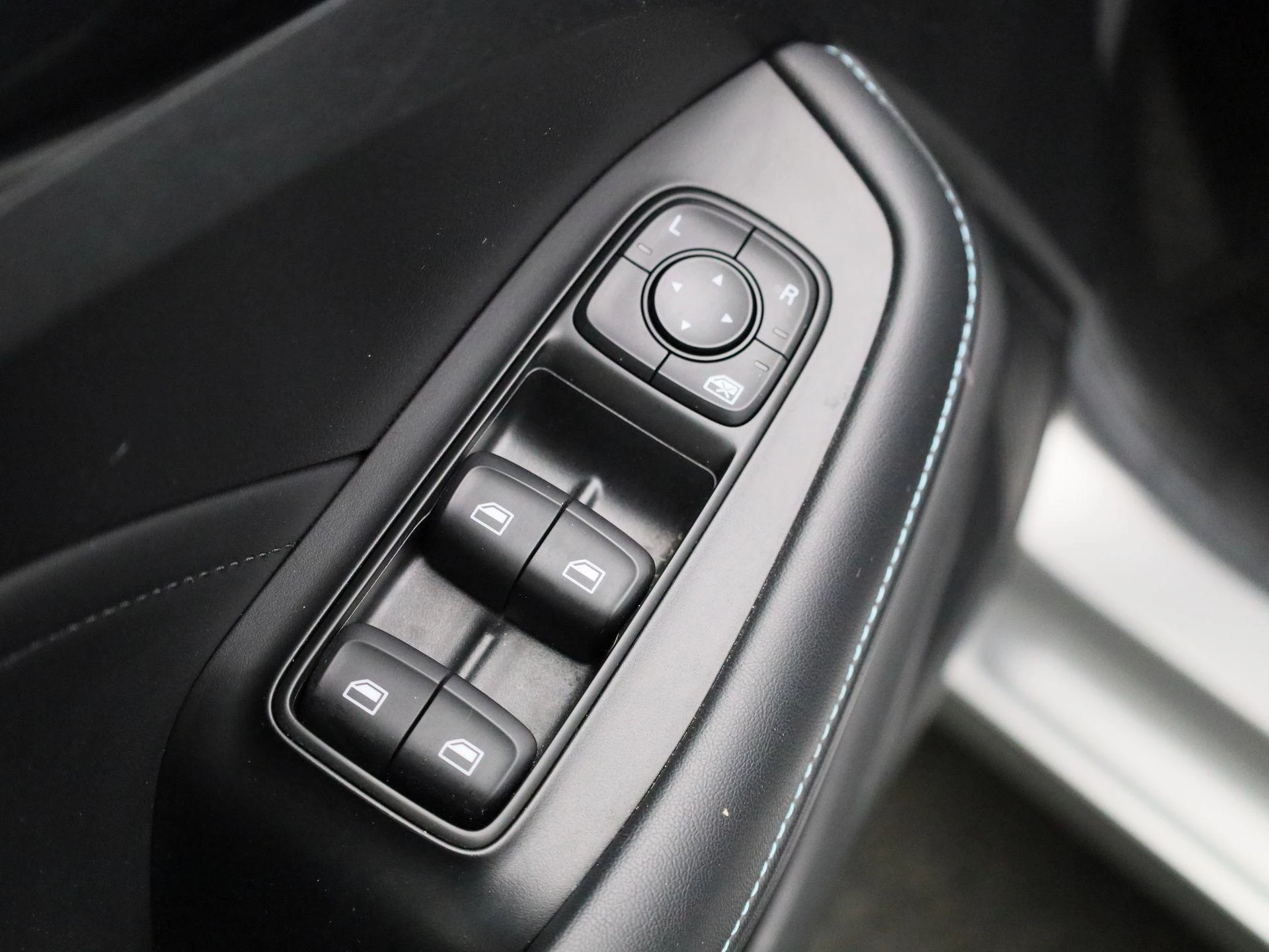 MG-MG5-image-29