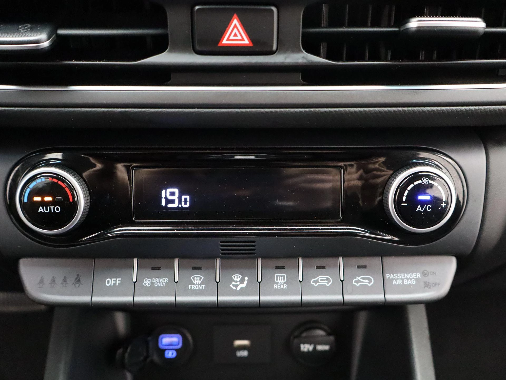 Hyundai-Kona-image-17