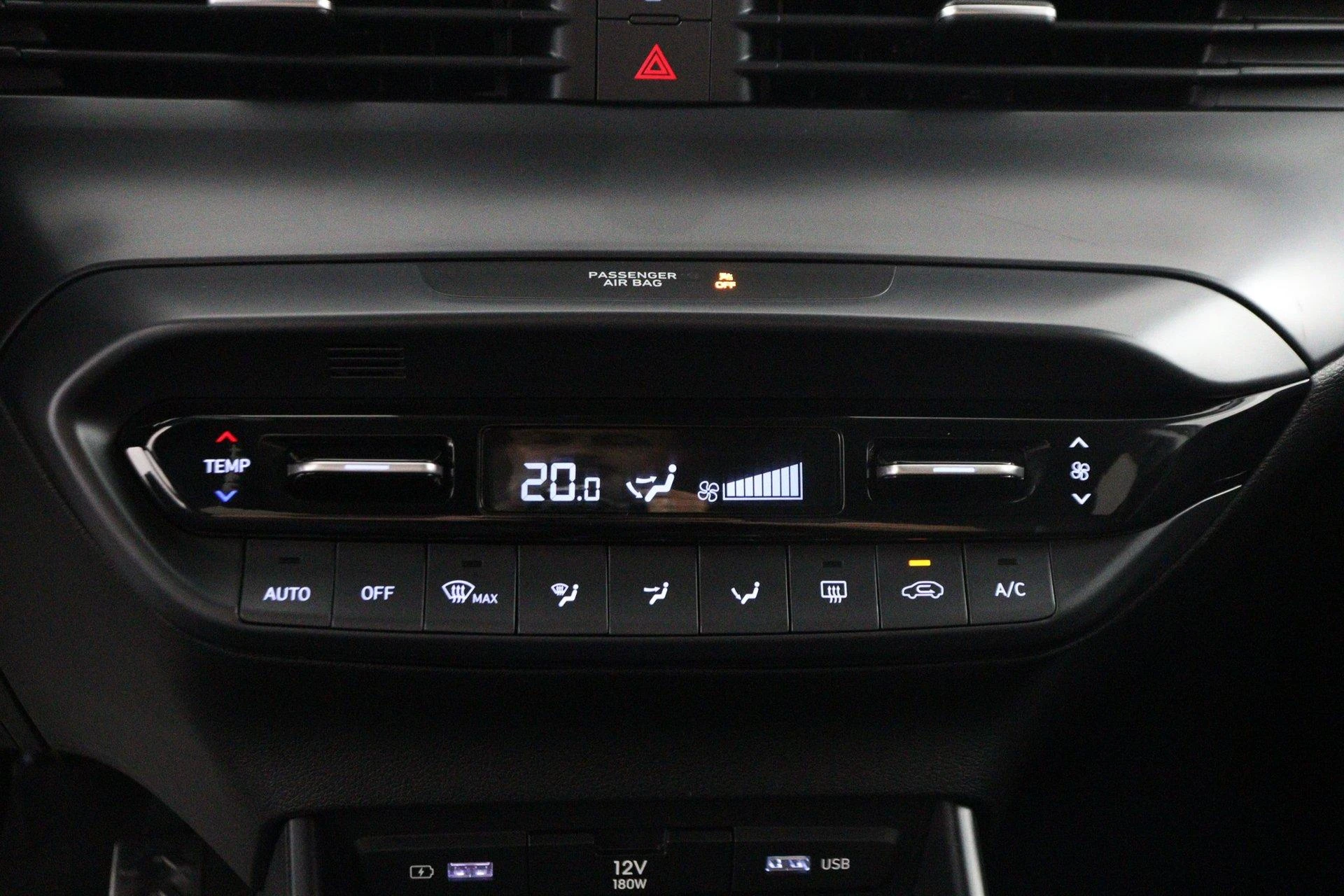 Hyundai-Bayon-image-10