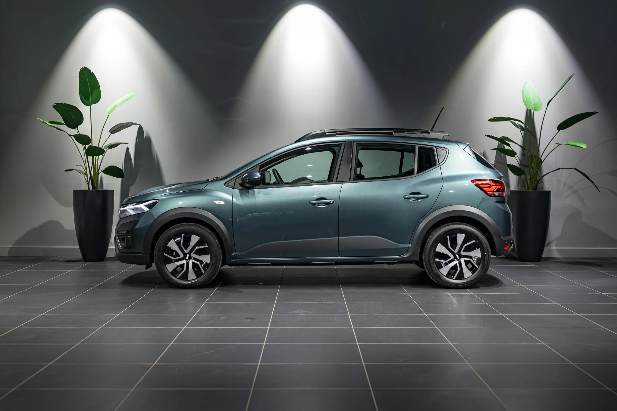 Dacia-Sandero Stepway-image-3