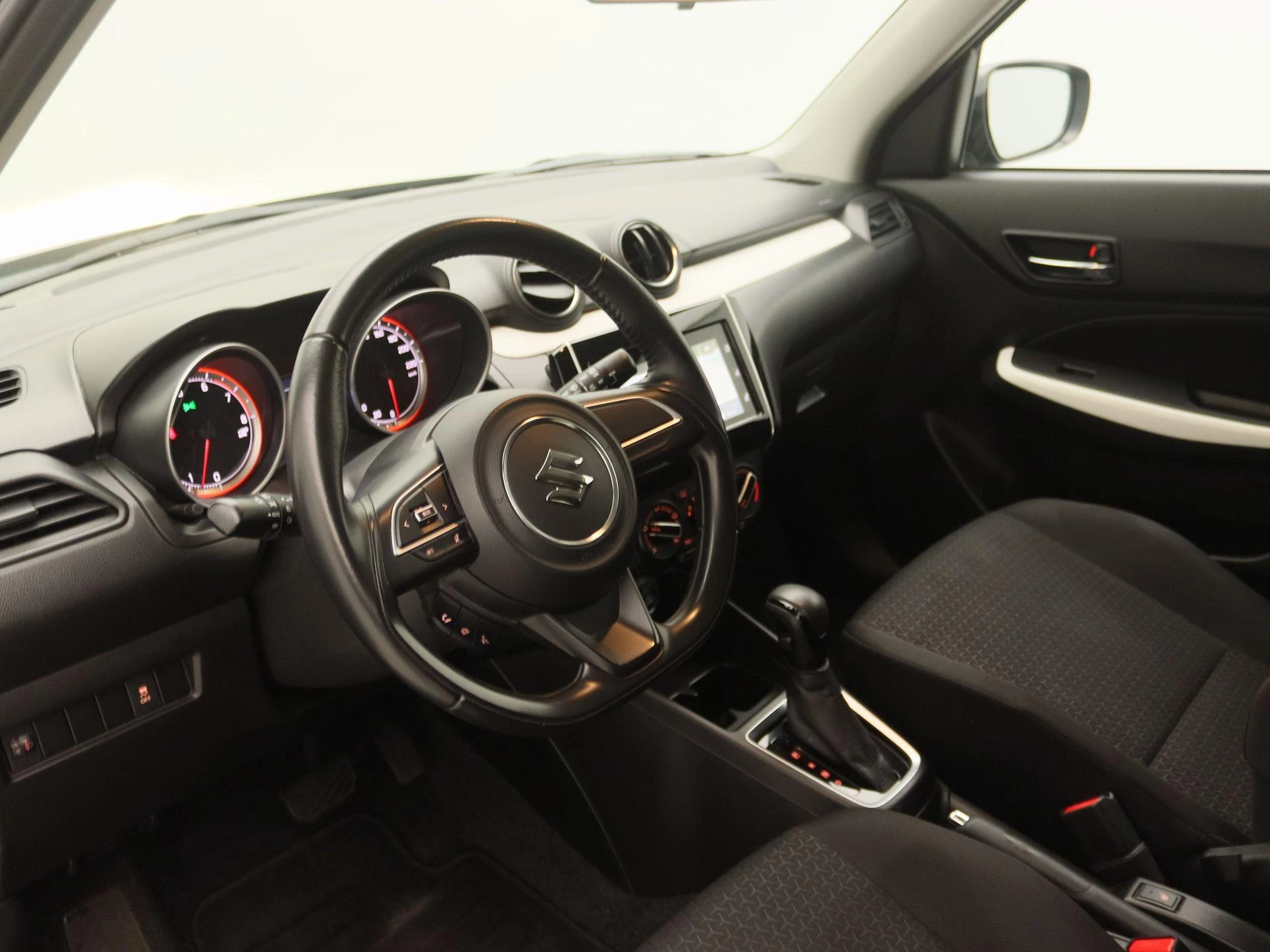 Suzuki-Swift-image-20