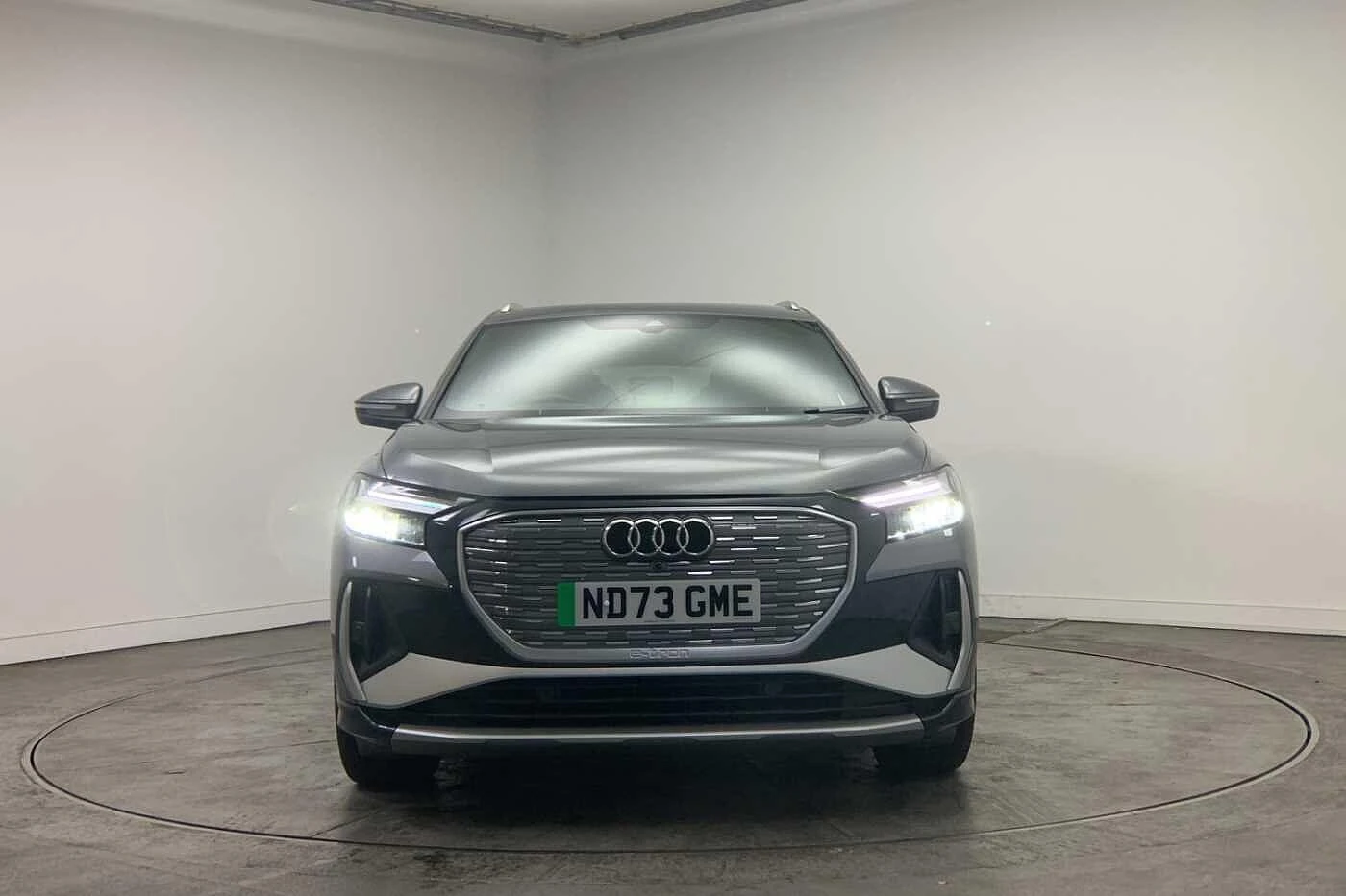 Audi-Q4 e-tron-image-6