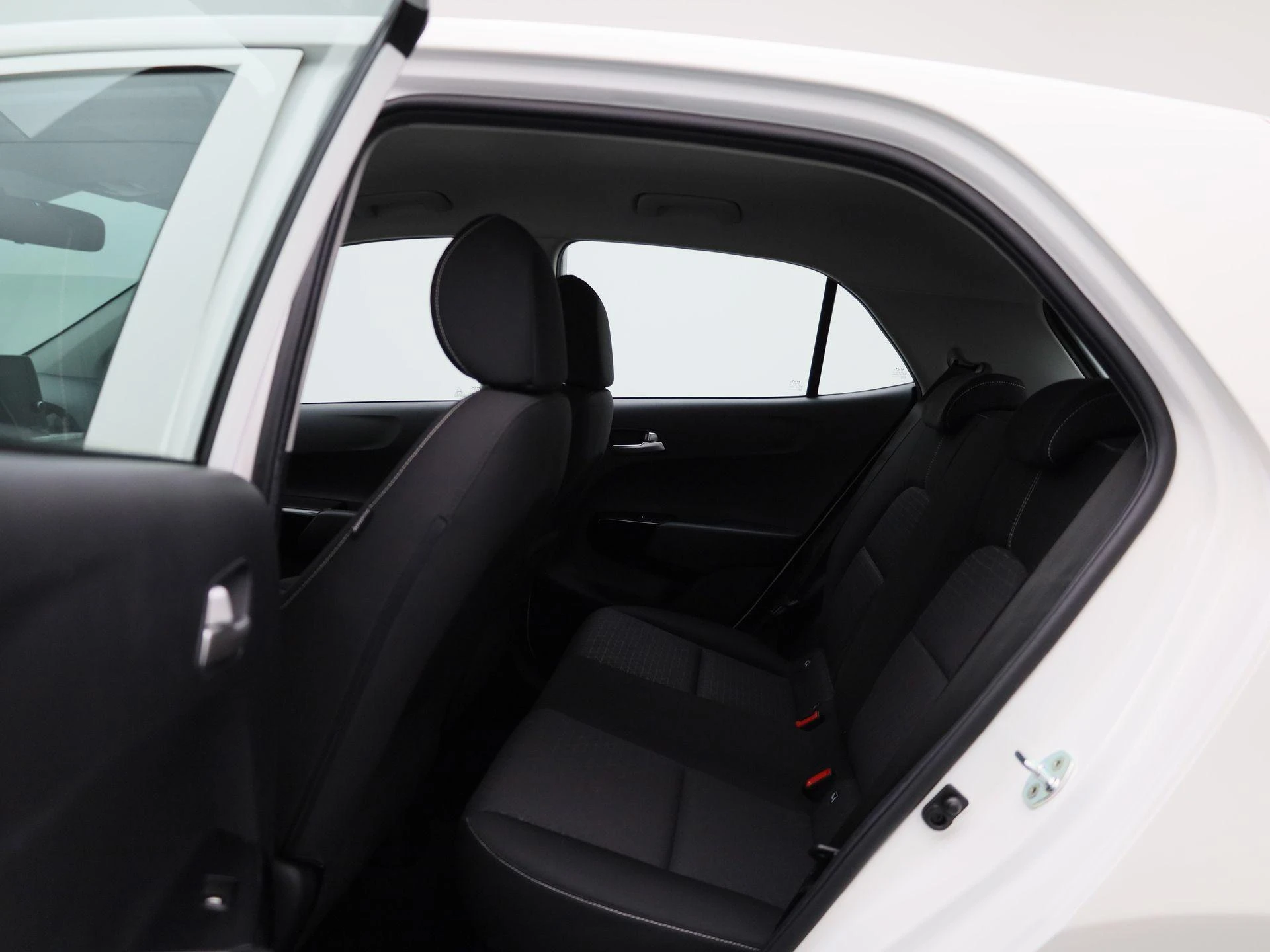 Kia-Picanto-image-10