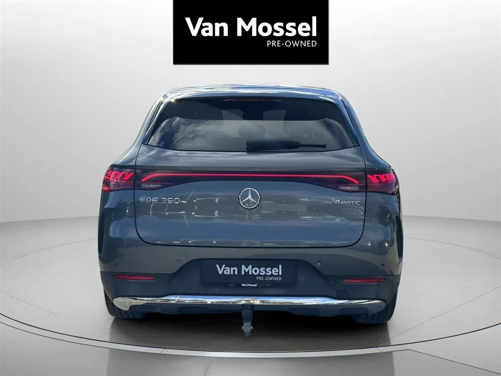 Mercedes-Benz-EQE-image-5