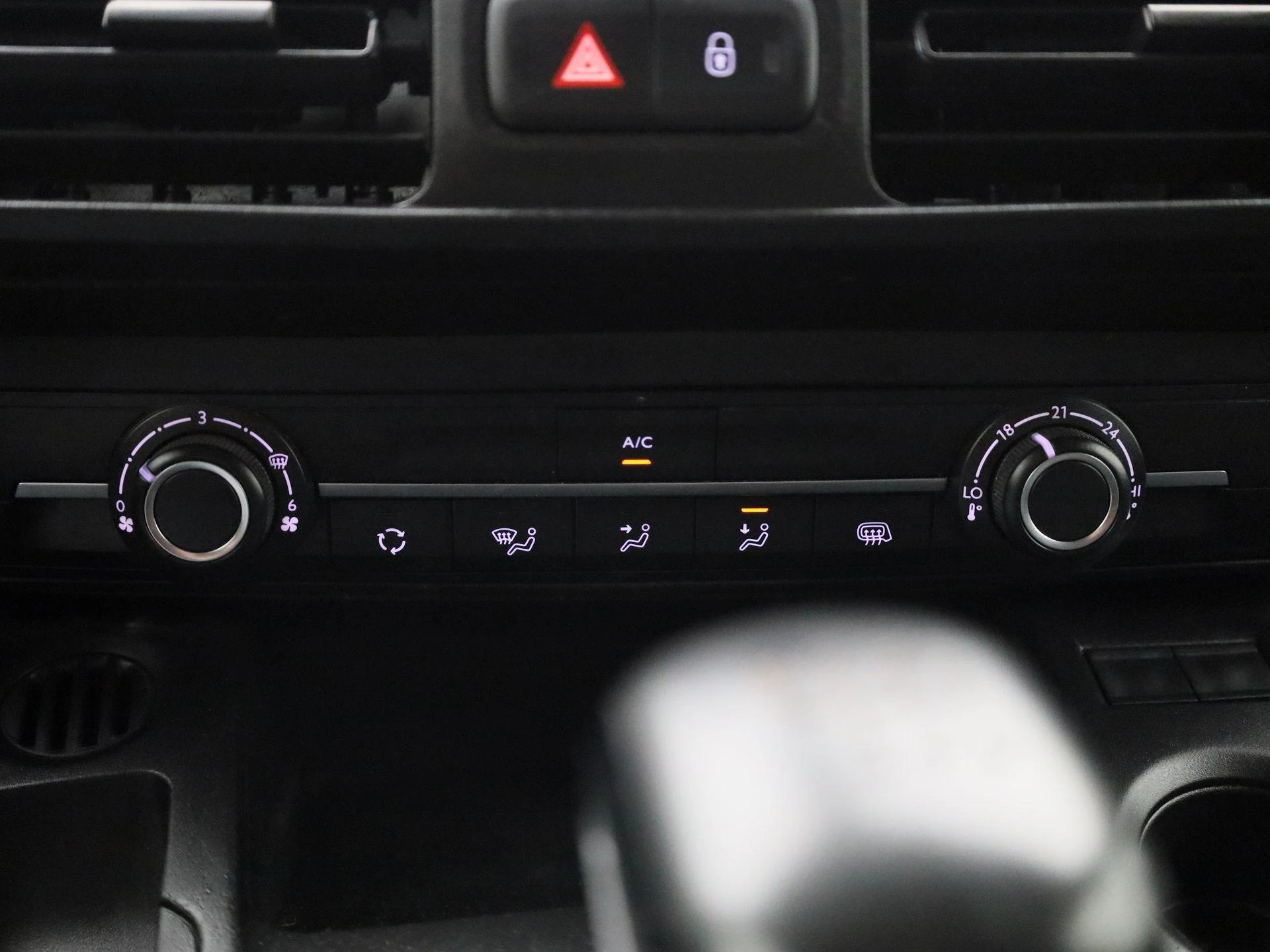 Peugeot-Partner-image-11