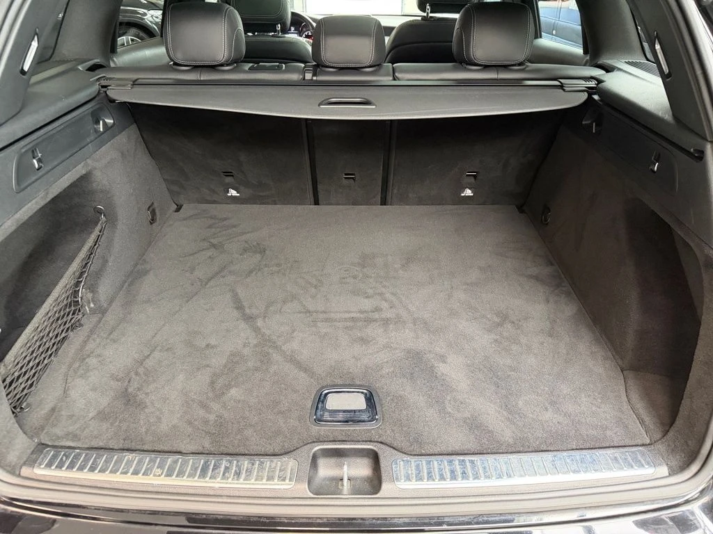Mercedes-Benz-GLC 250-image-12