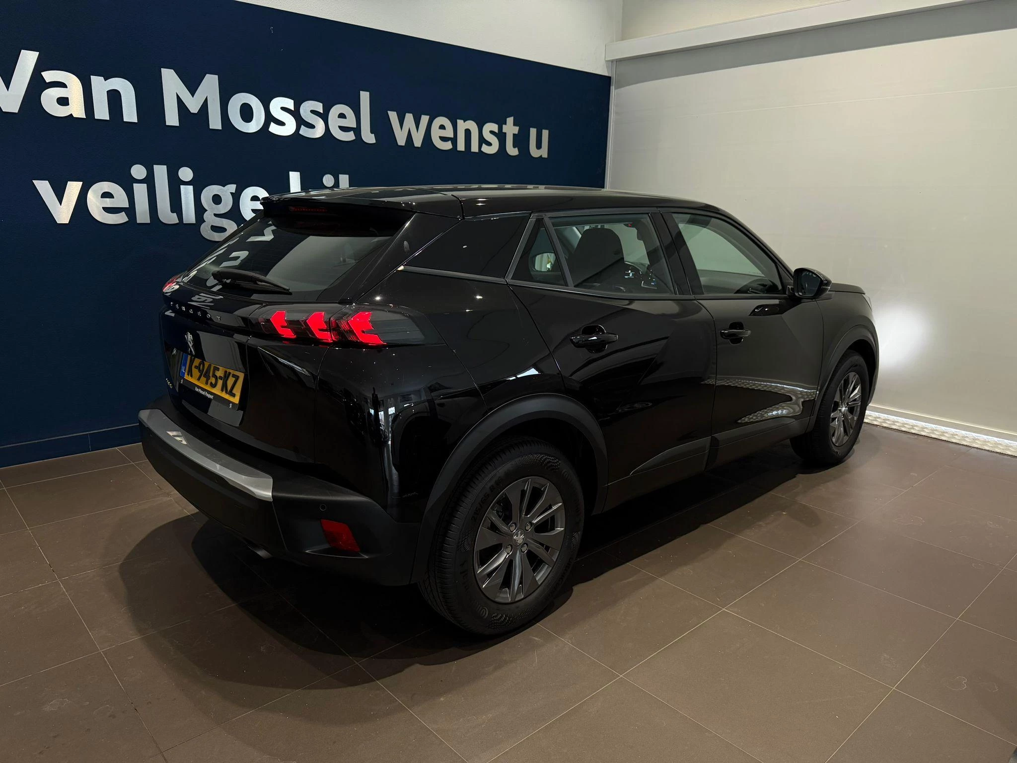 Peugeot-2008-image-5