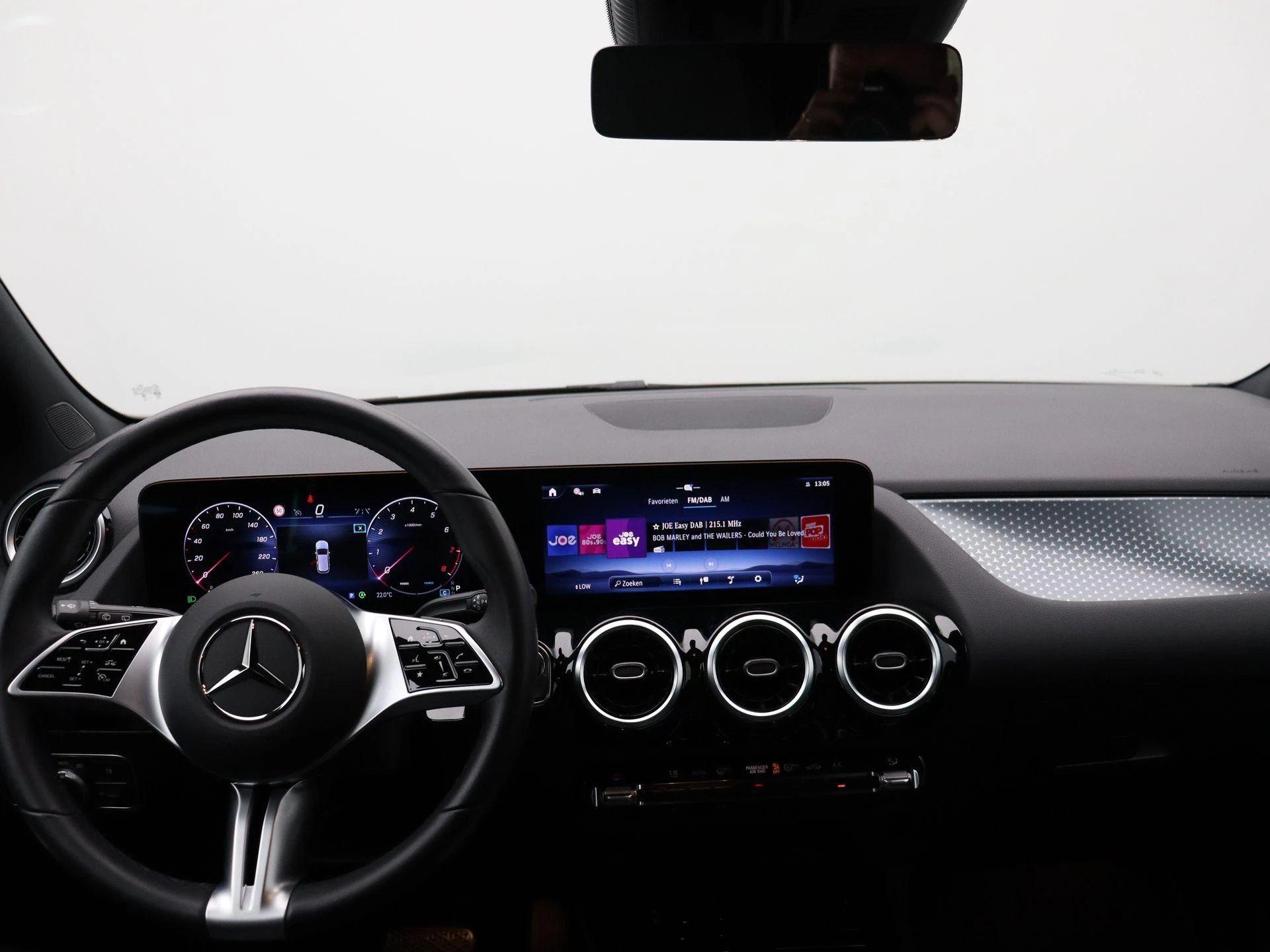 Mercedes-Benz-Classe B-image-16