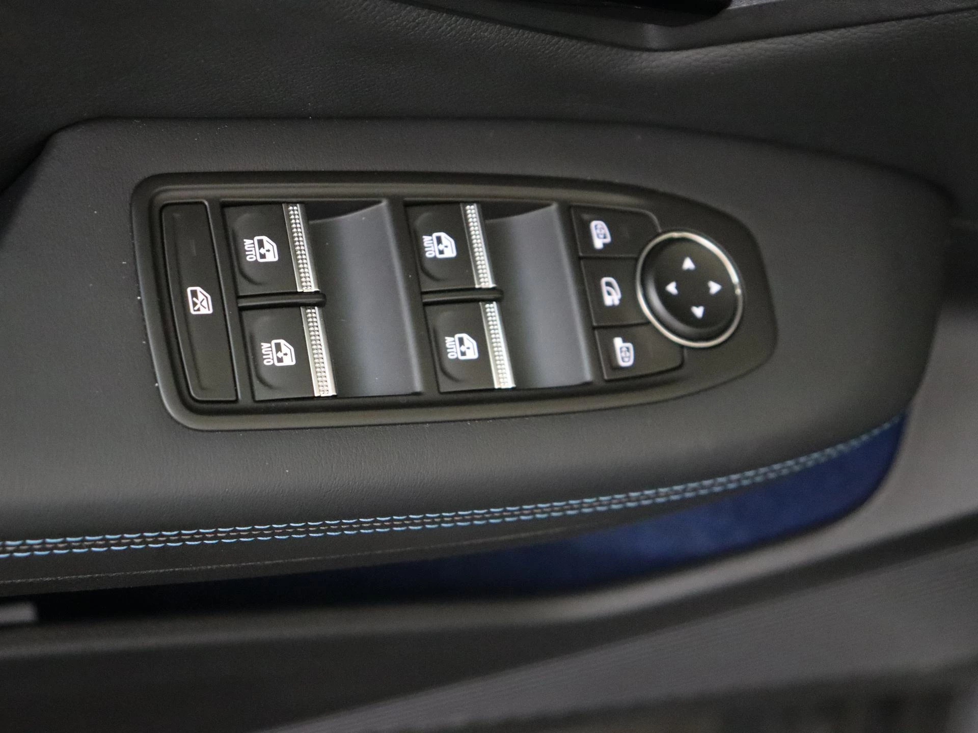 Renault-Scénic-image-30