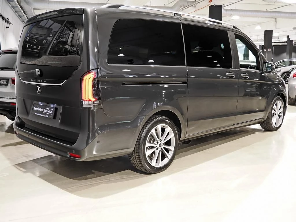 Mercedes-Benz-V-Klasse 300-image-5