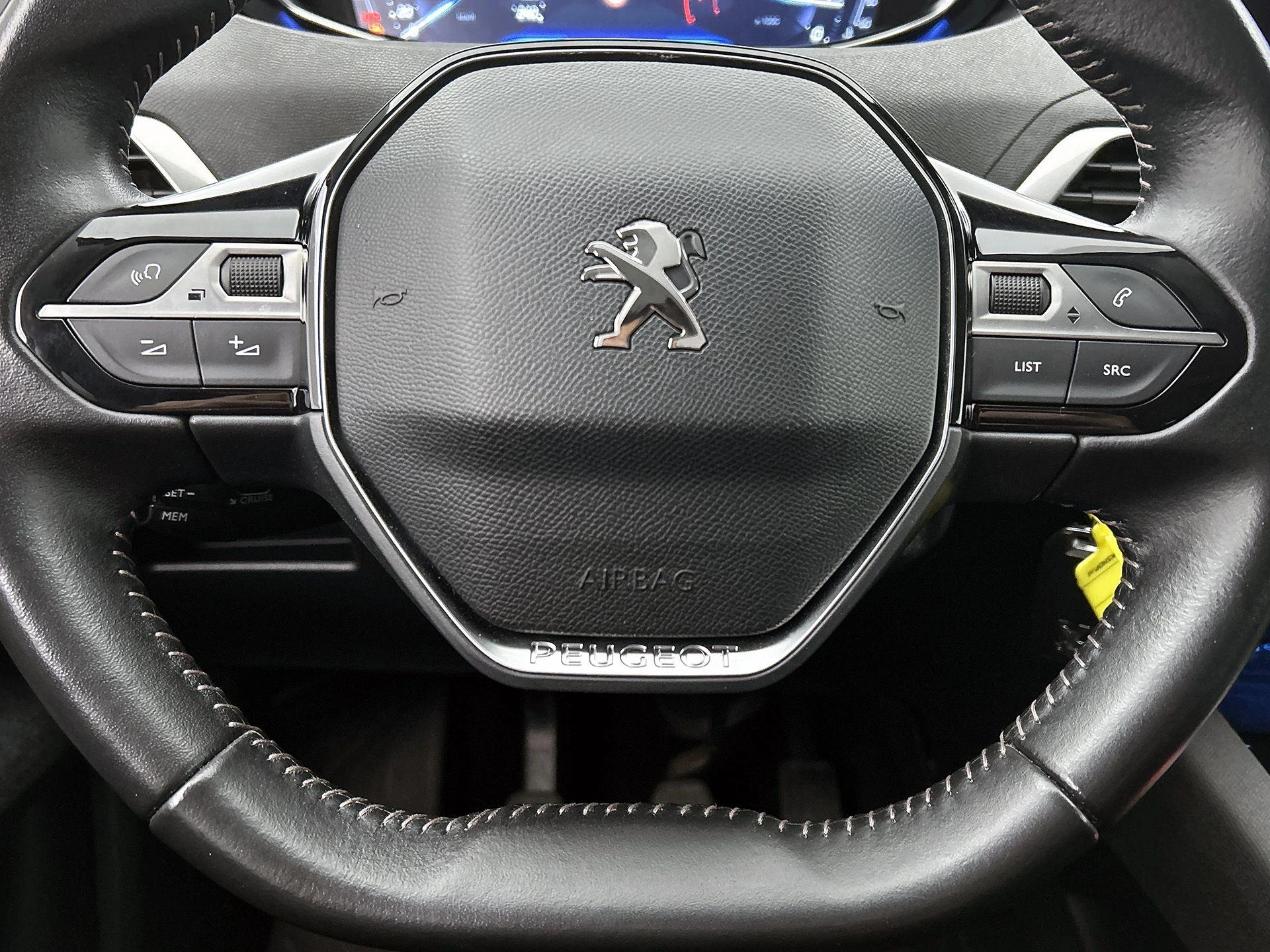 Peugeot-5008-image-30
